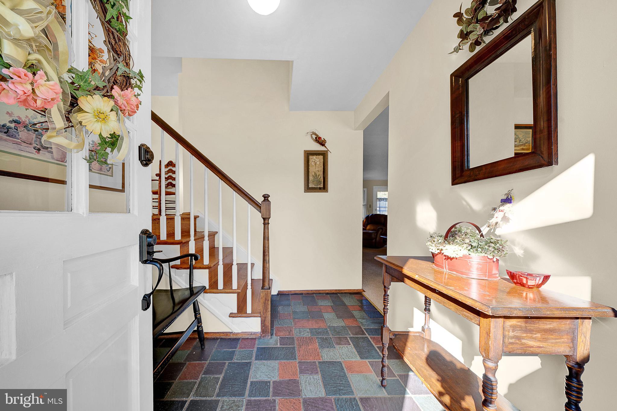VALLEYWOOD - Residential