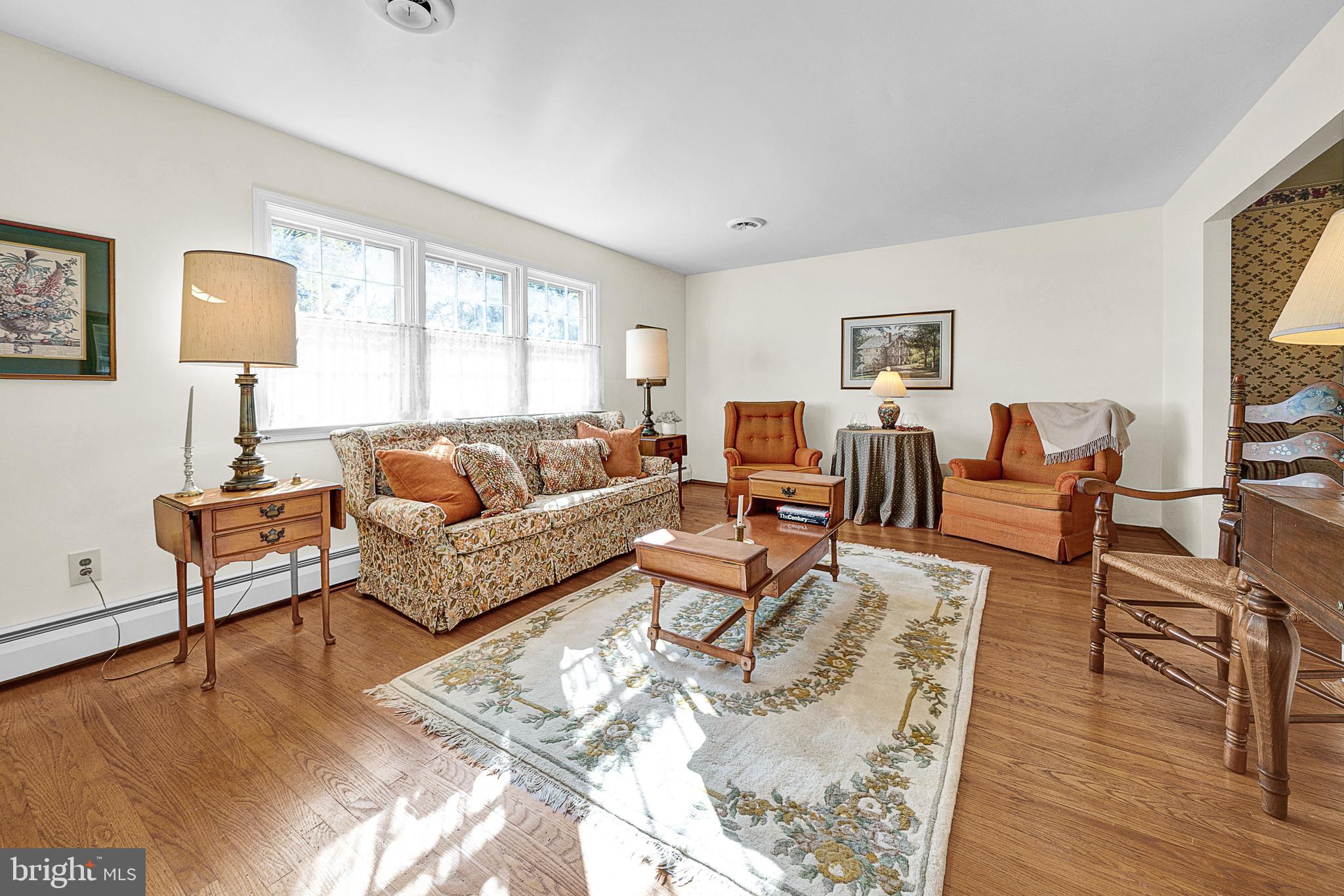 VALLEYWOOD - Residential
