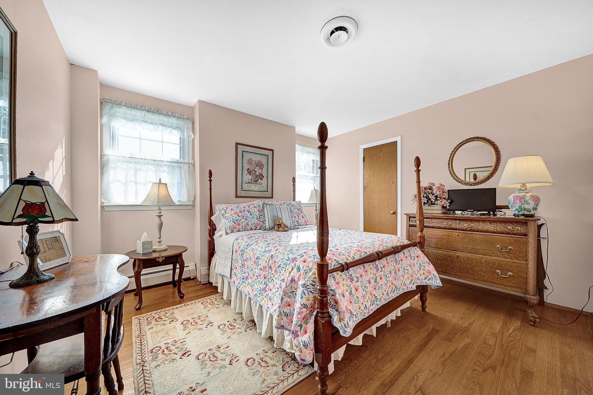 VALLEYWOOD - Residential