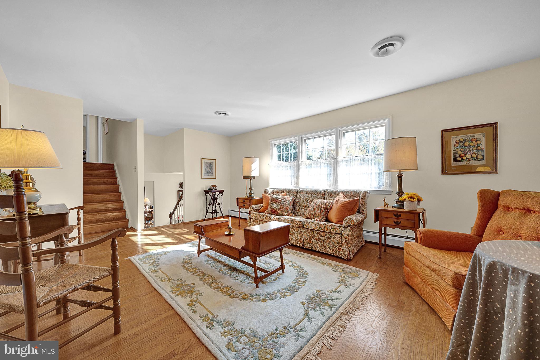 VALLEYWOOD - Residential