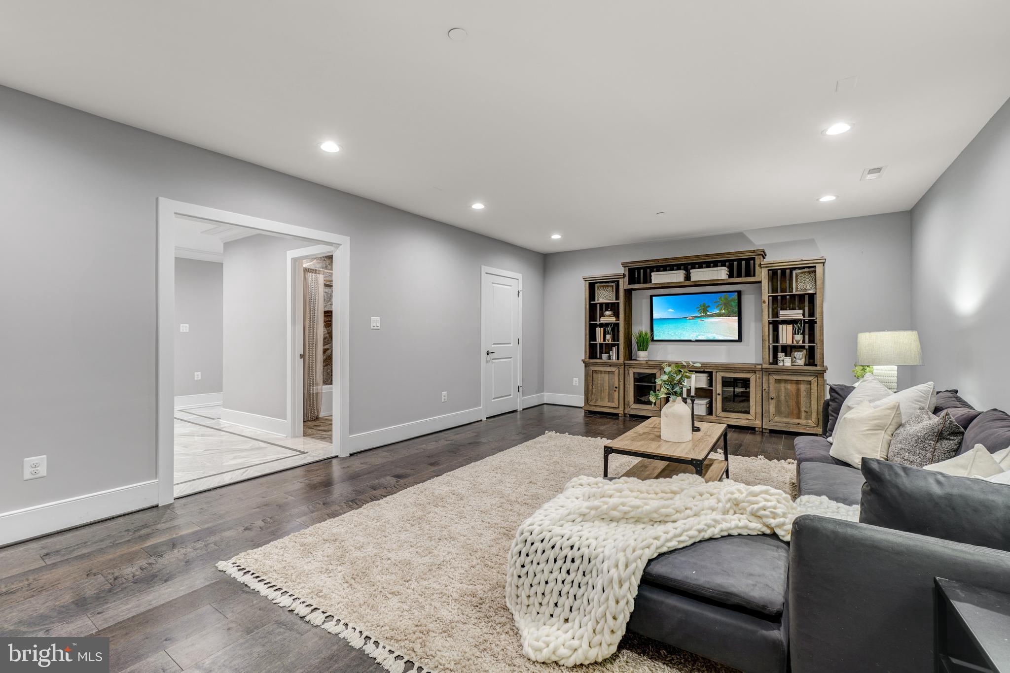 POTOMAC HIGHLANDS - Residential