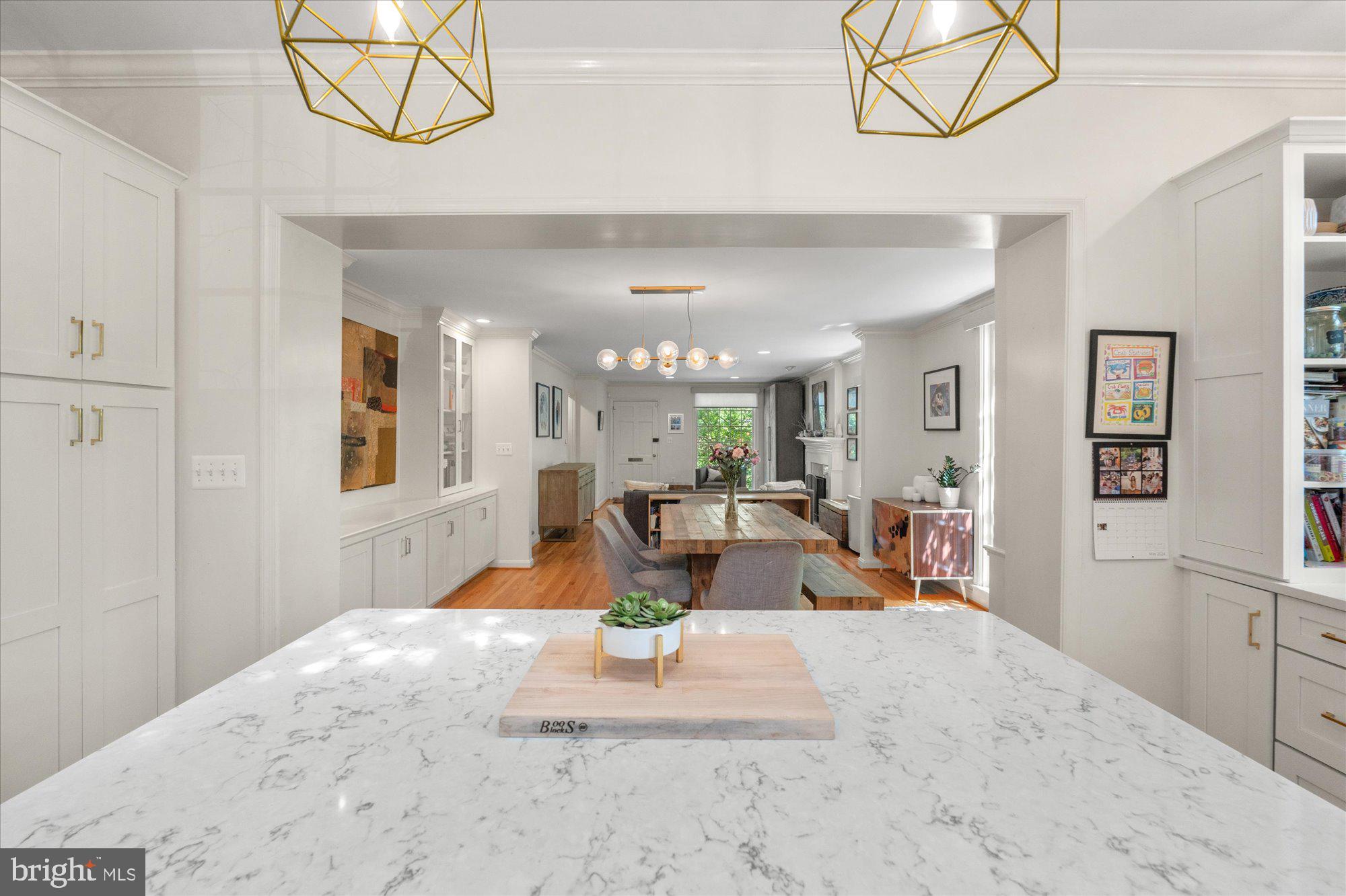 YATES GARDENS - Residential Lease