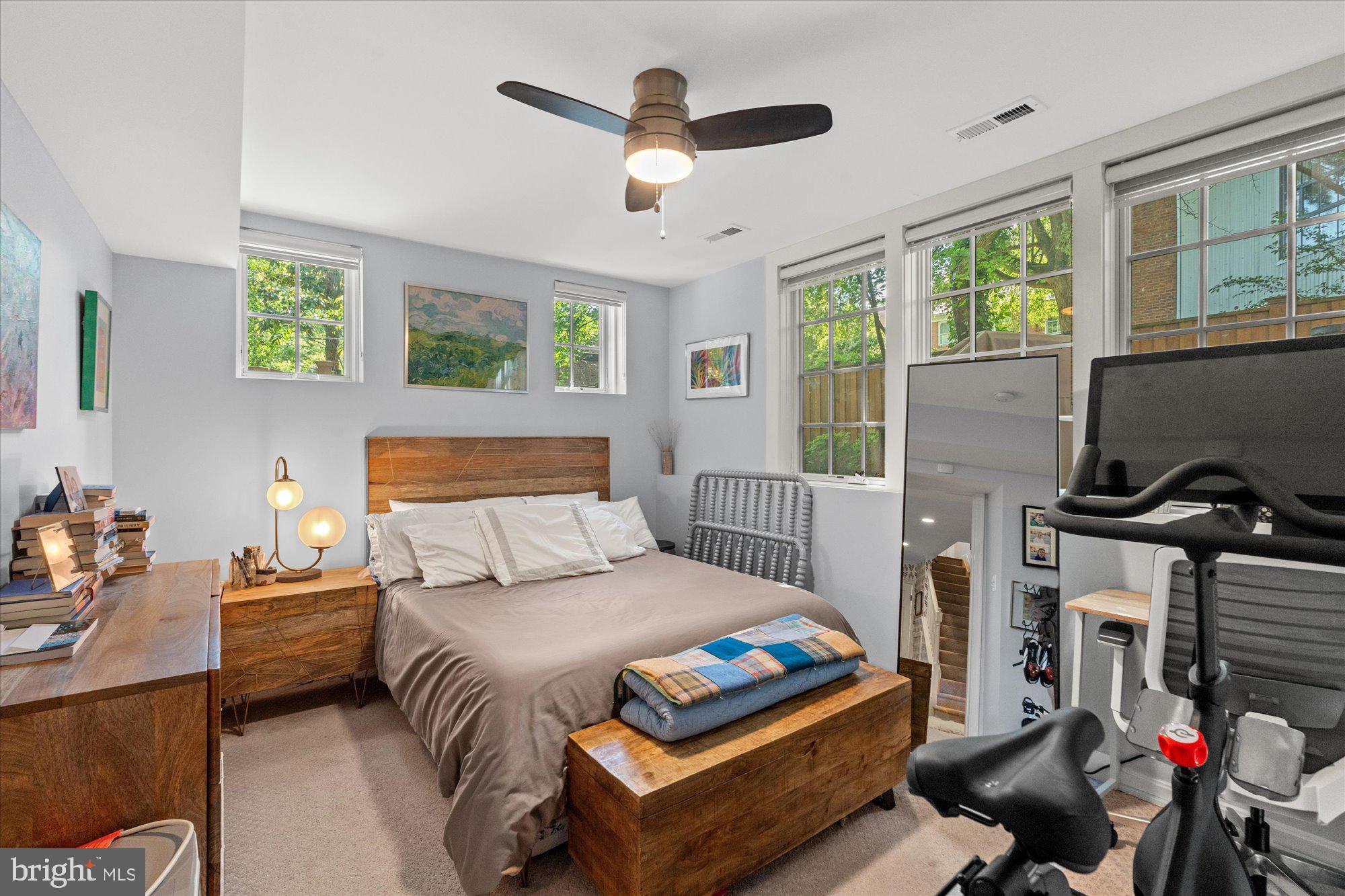 YATES GARDENS - Residential Lease