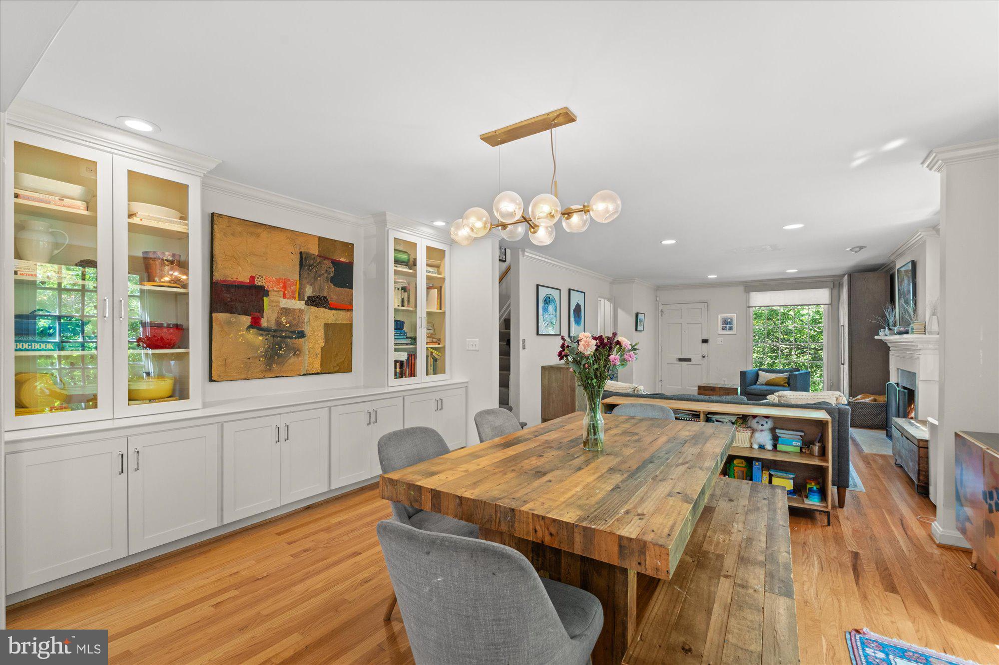 YATES GARDENS - Residential Lease