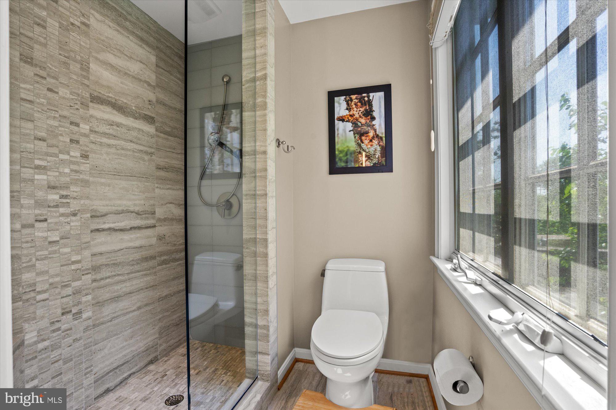 YATES GARDENS - Residential Lease