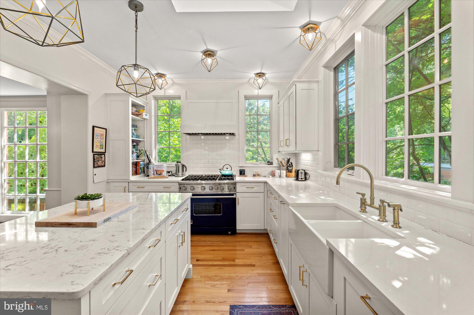 YATES GARDENS - Residential Lease