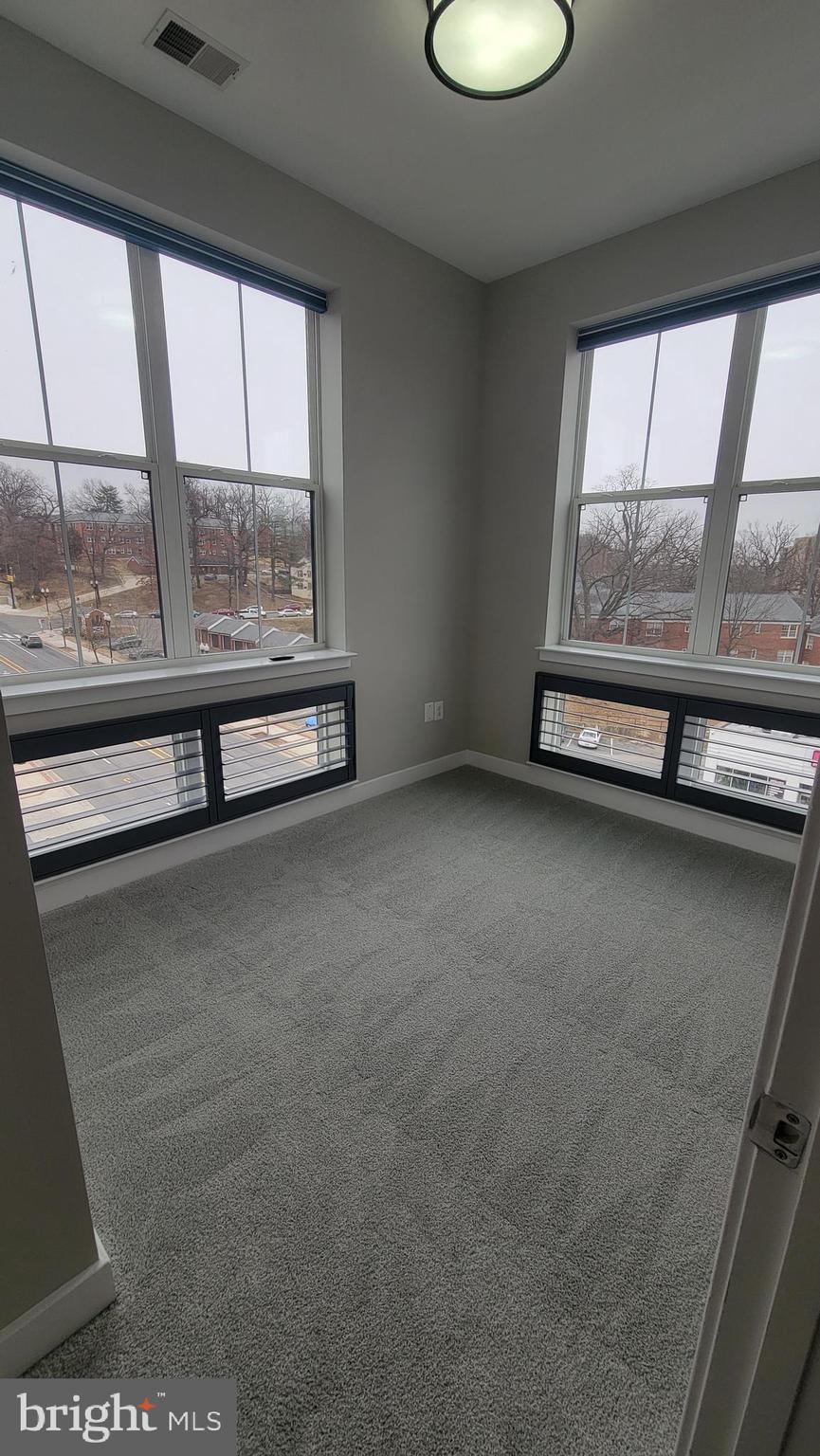 TRAFALGAR FLATS - Residential