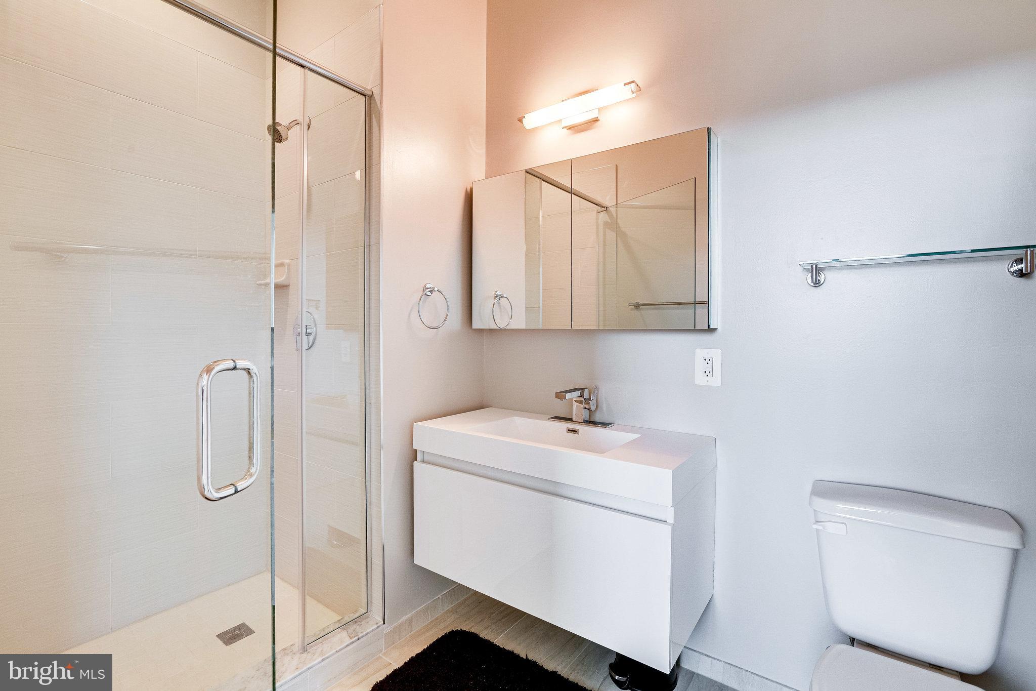 TRAFALGAR FLATS - Residential