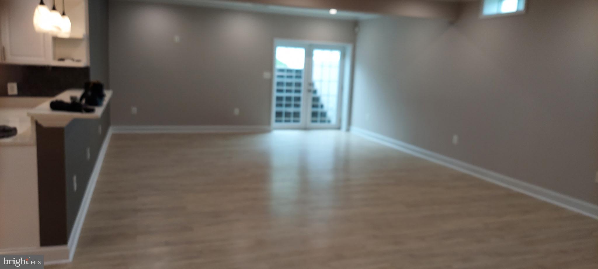 SUMMIT OAKS - Residential Lease