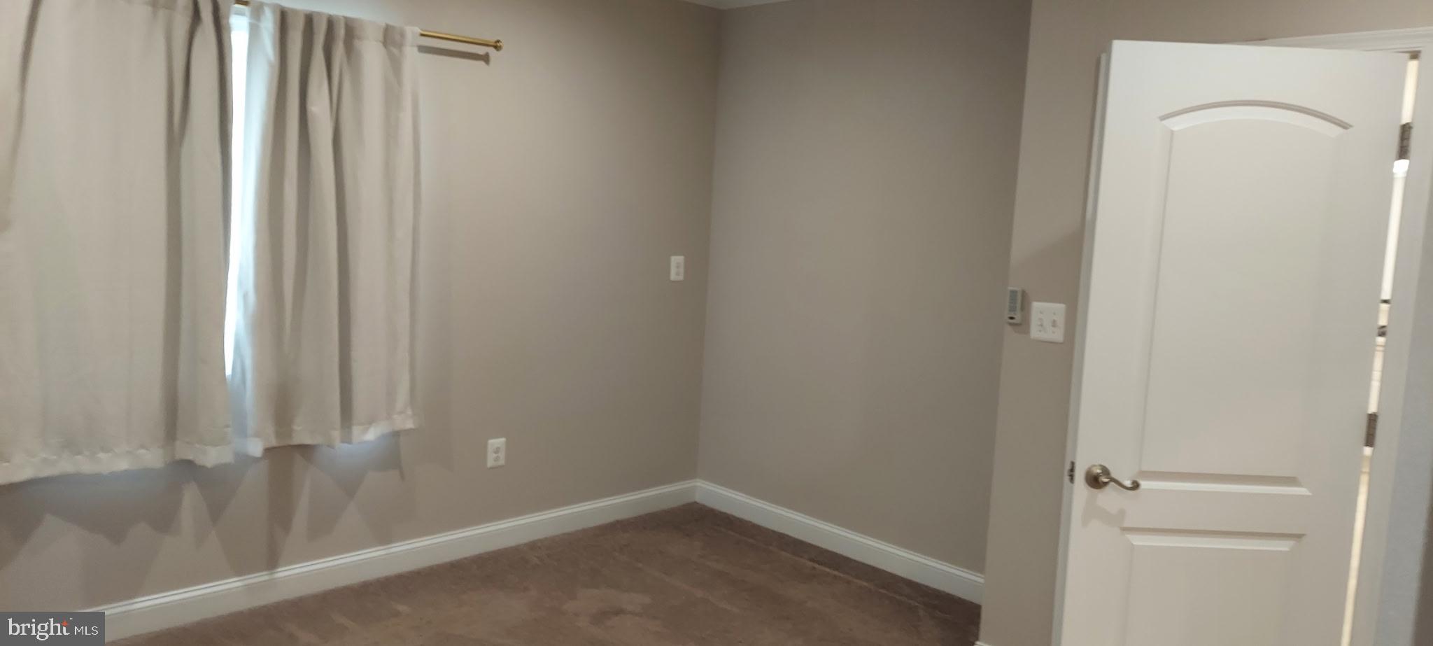 SUMMIT OAKS - Residential Lease