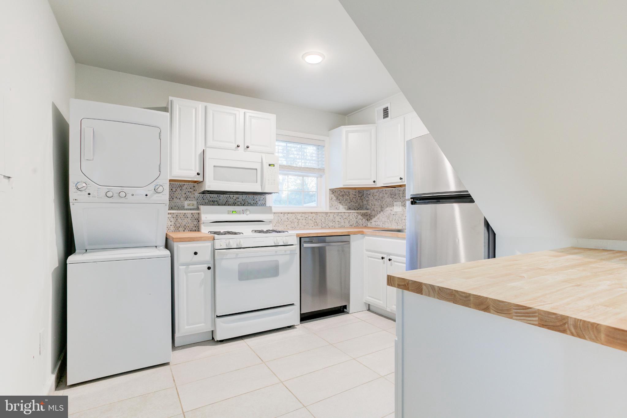 MANASSAS PARK - Residential Lease