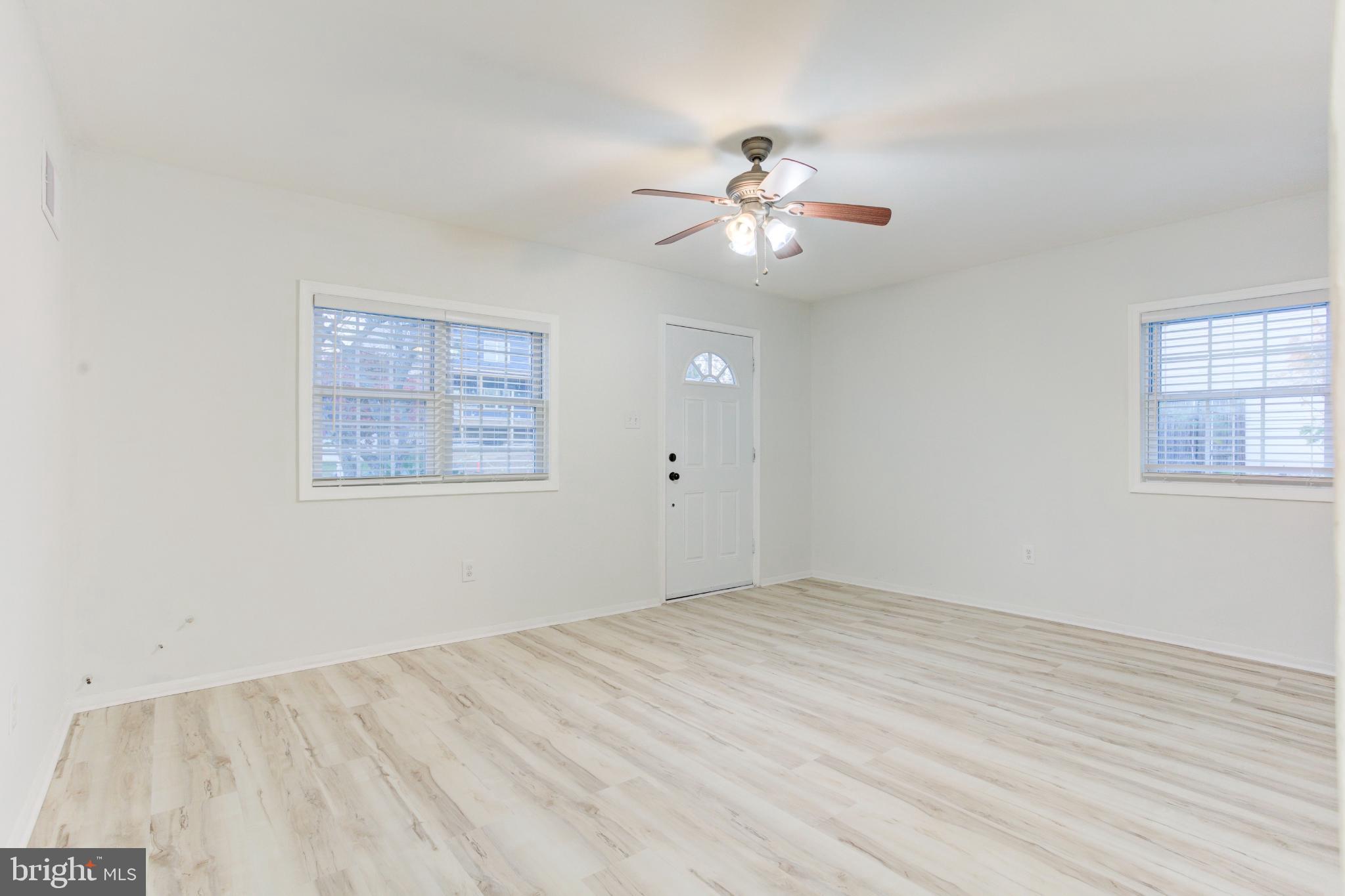 MANASSAS PARK - Residential Lease