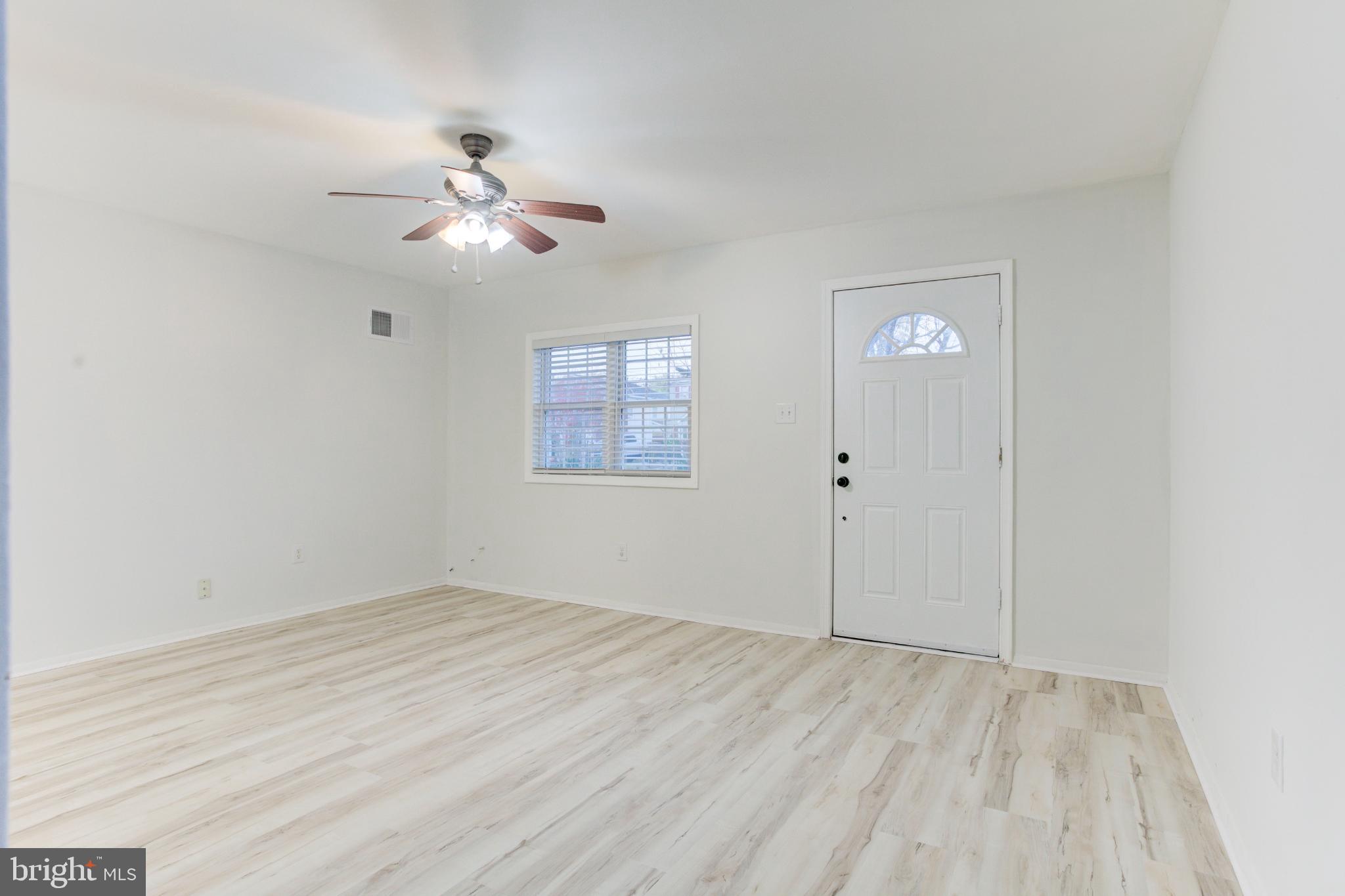 MANASSAS PARK - Residential Lease