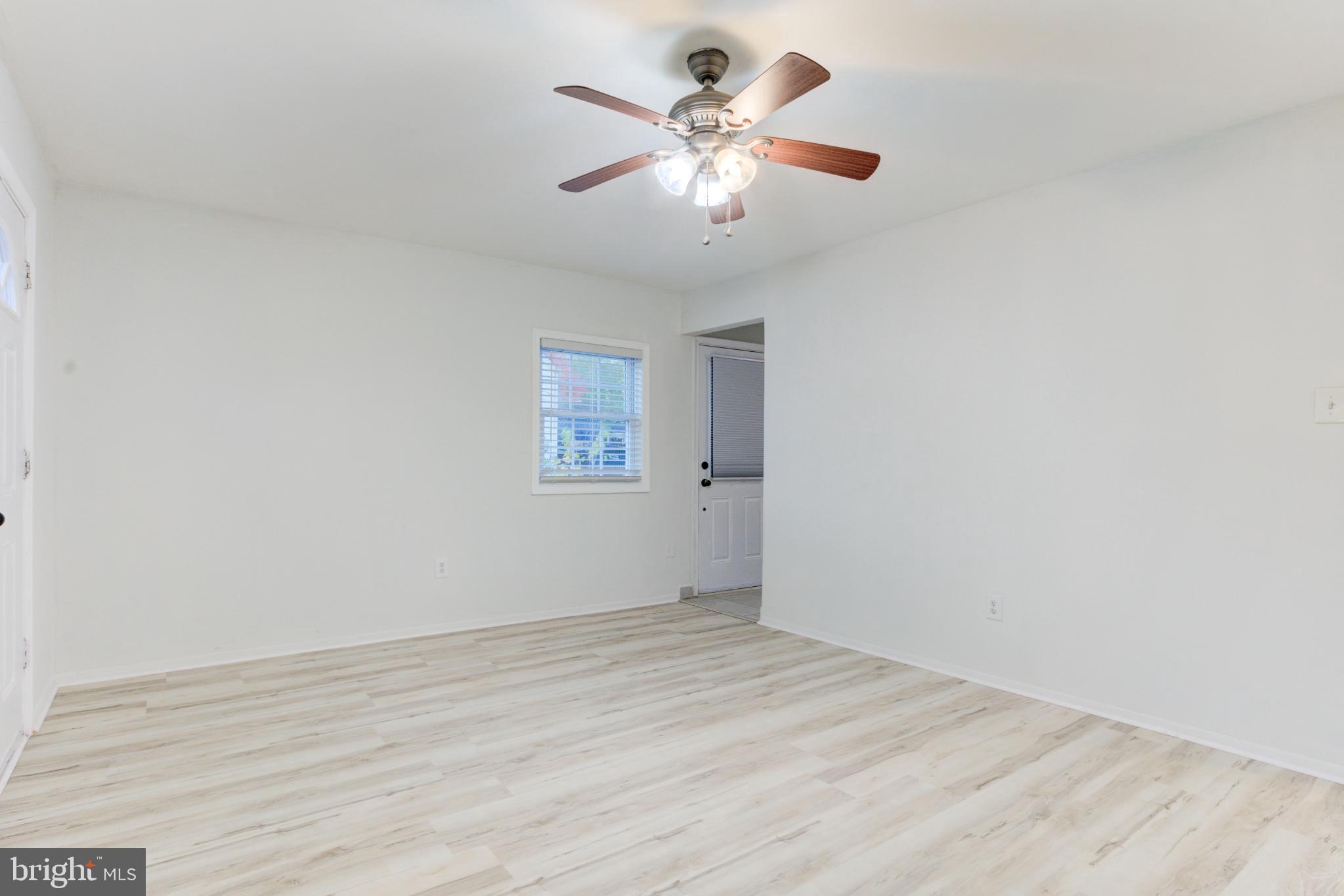 MANASSAS PARK - Residential Lease