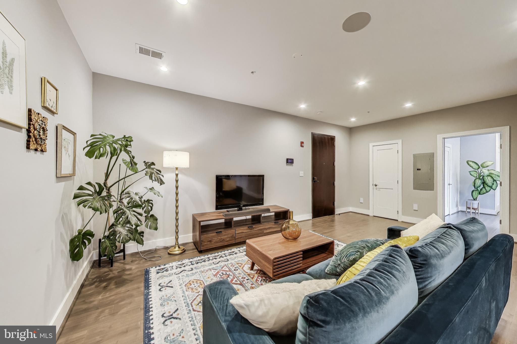 625 PARK ROAD NW 206