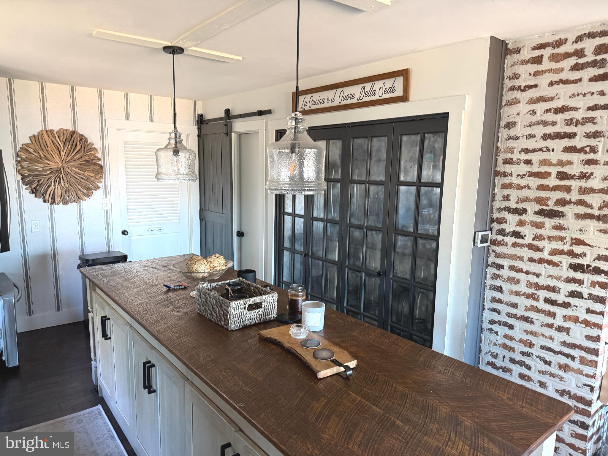 20992 ROCK HALL AVENUE