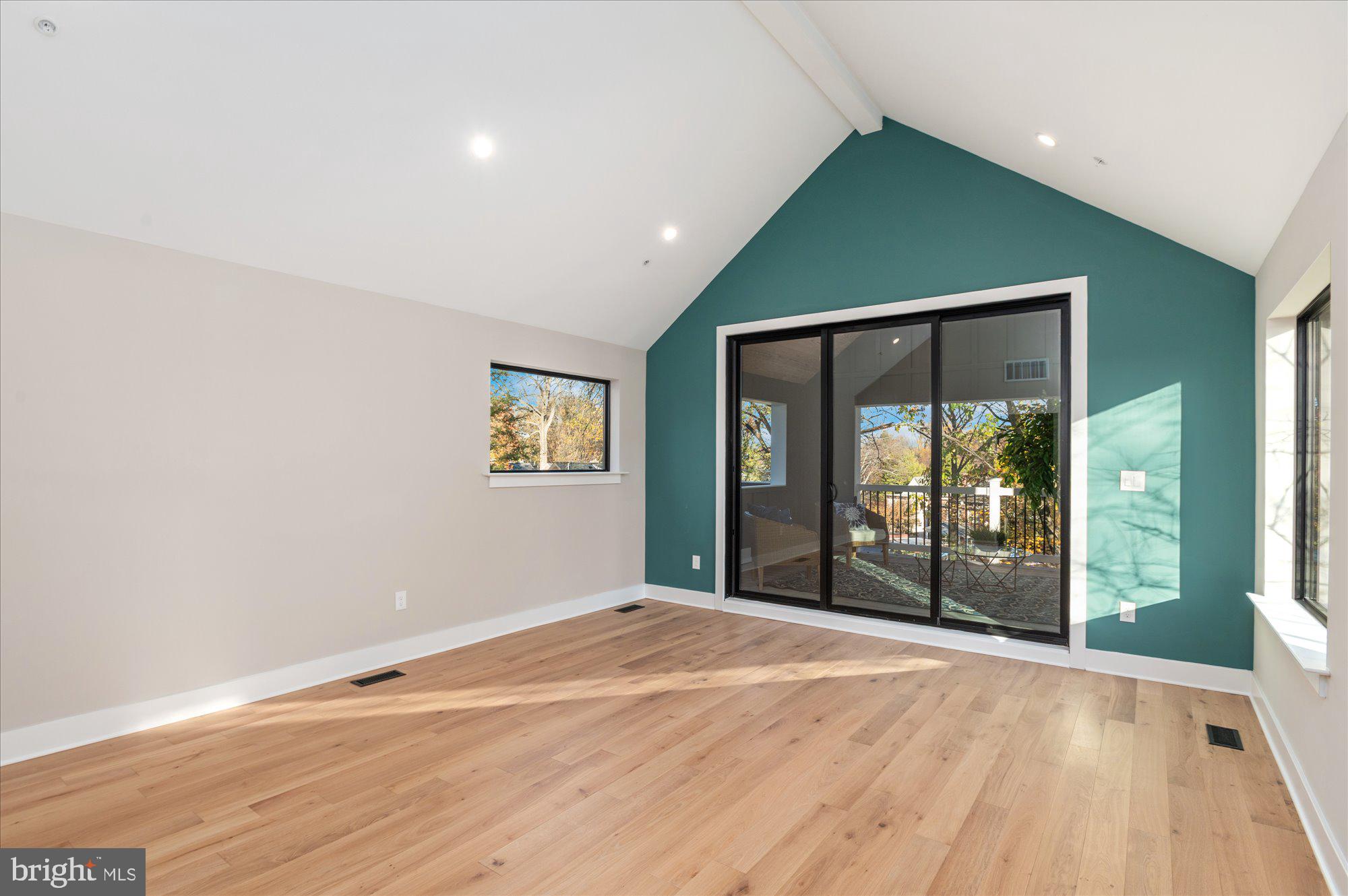 CHEVY CHASE - Residential