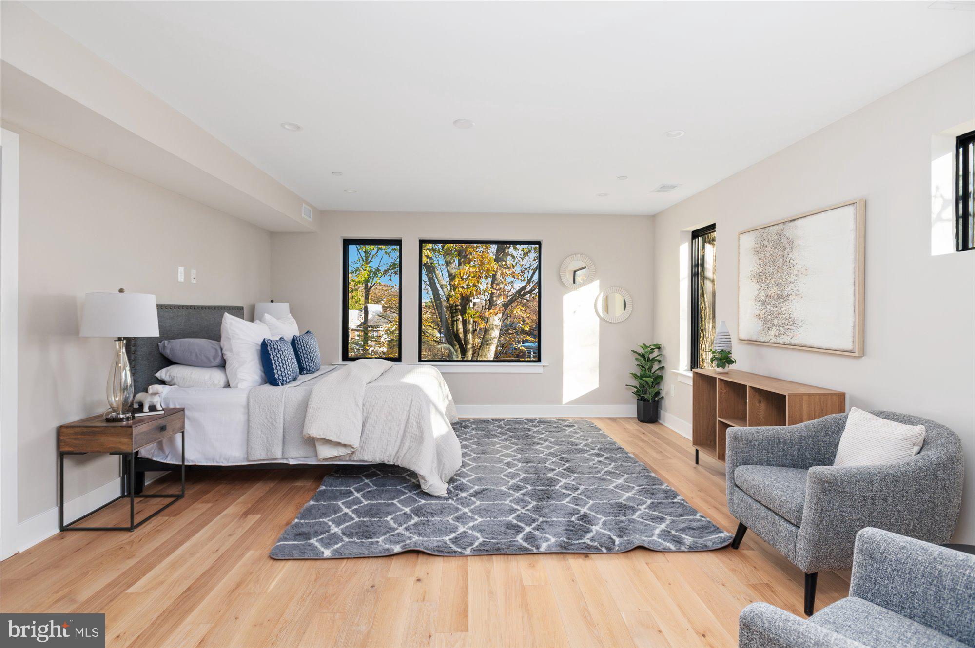 CHEVY CHASE - Residential