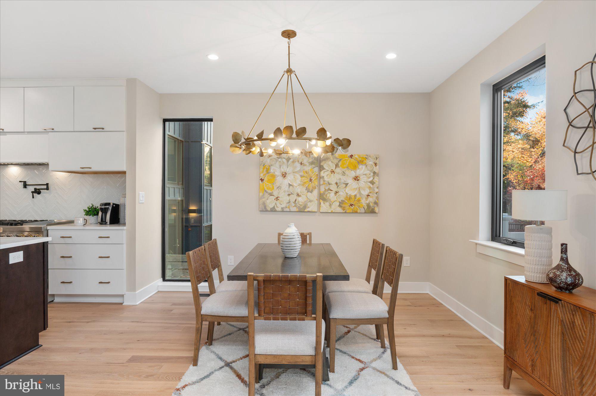 CHEVY CHASE - Residential