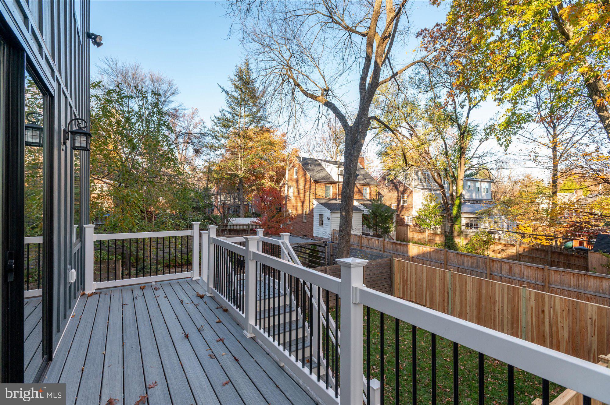 CHEVY CHASE - Residential