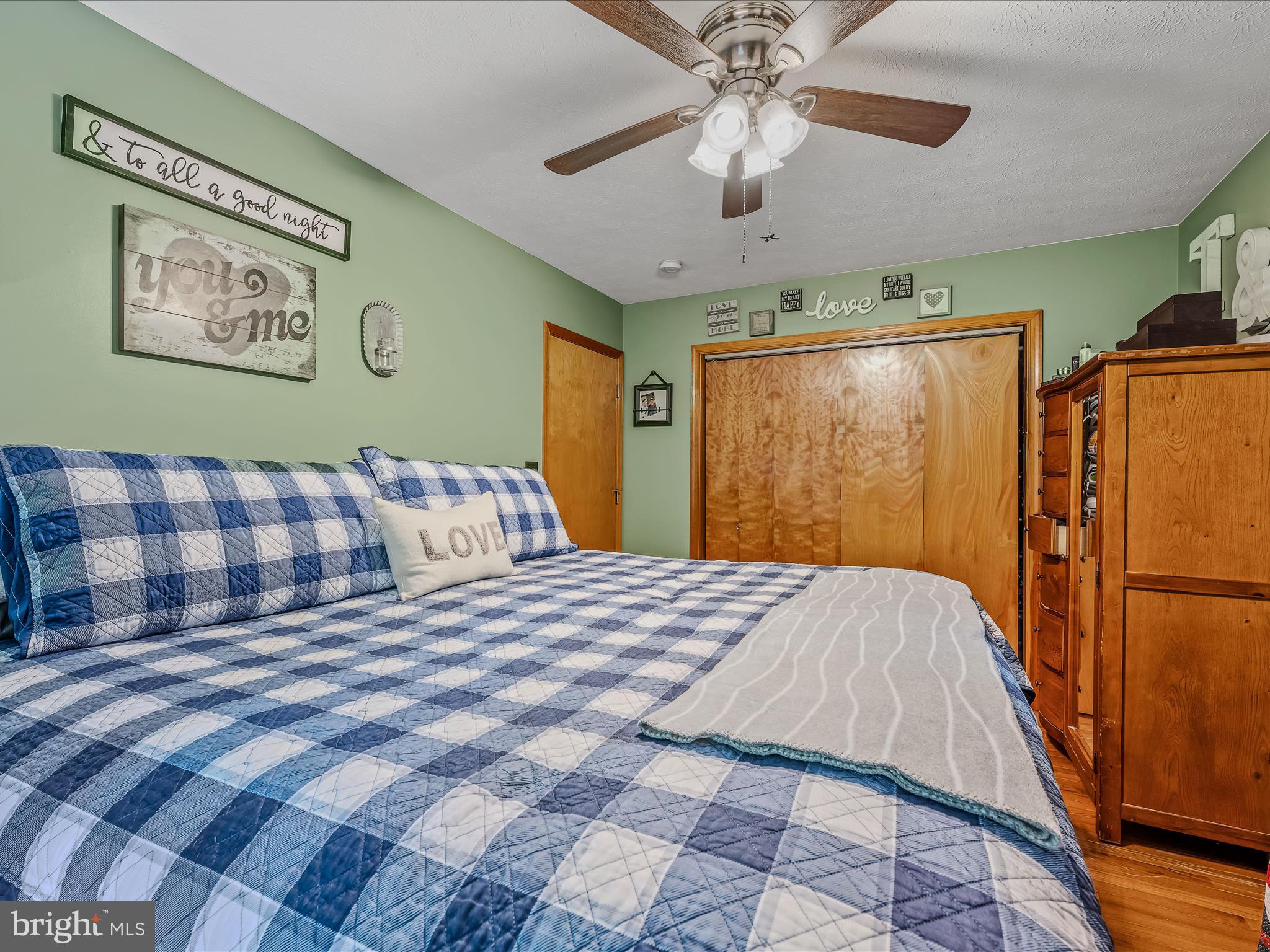 LONG HOLLOW - Residential