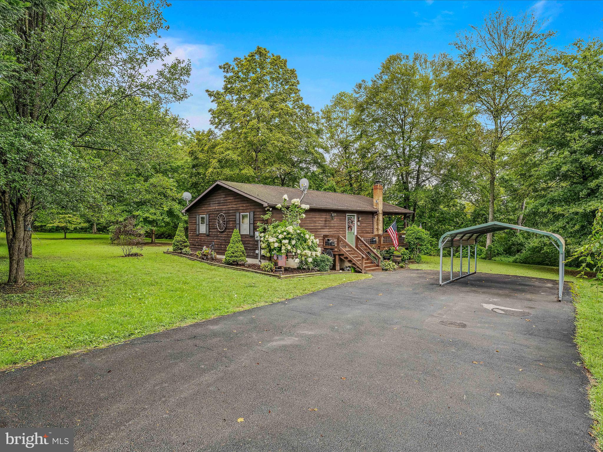 LONG HOLLOW - Residential