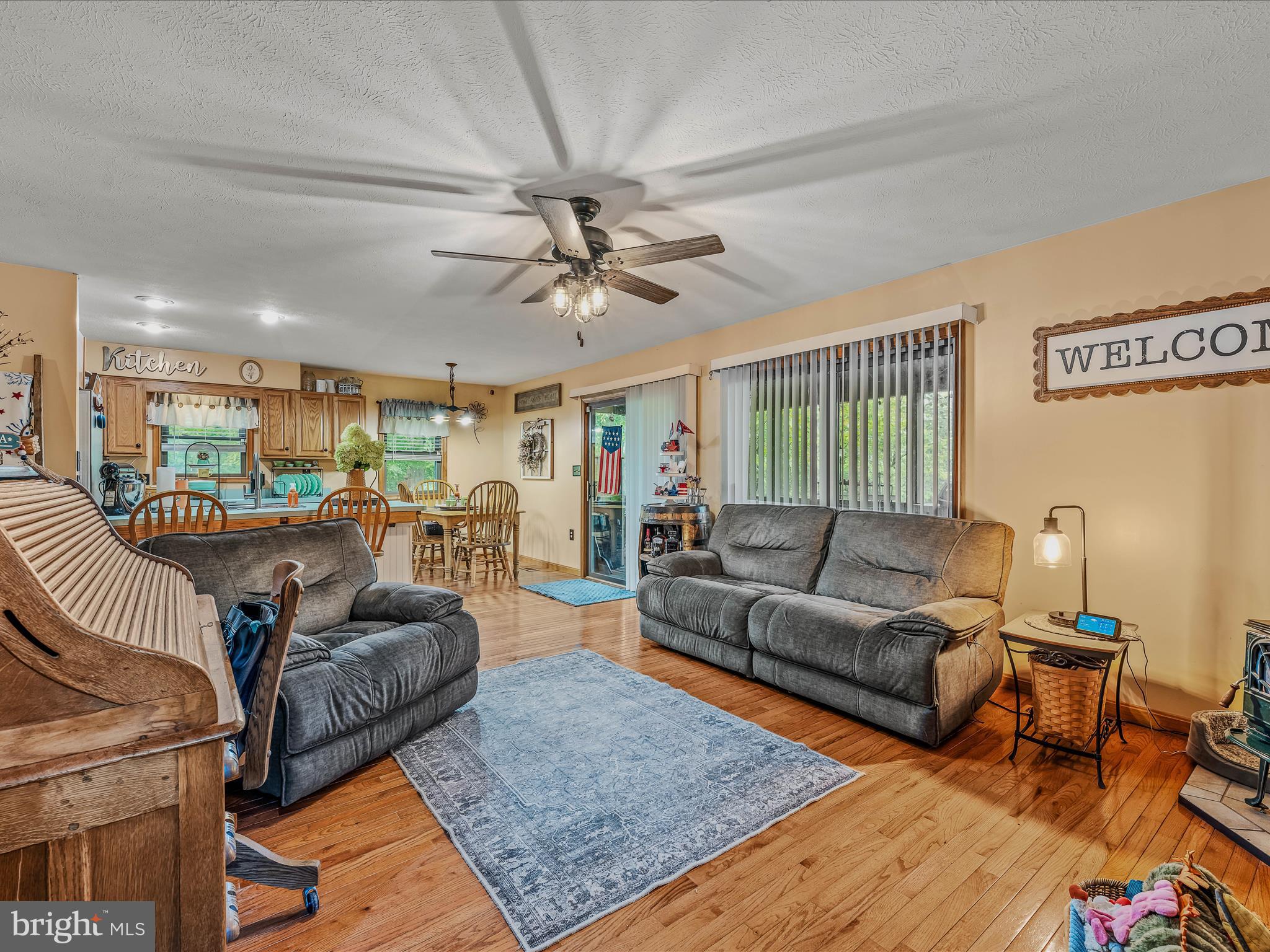 LONG HOLLOW - Residential