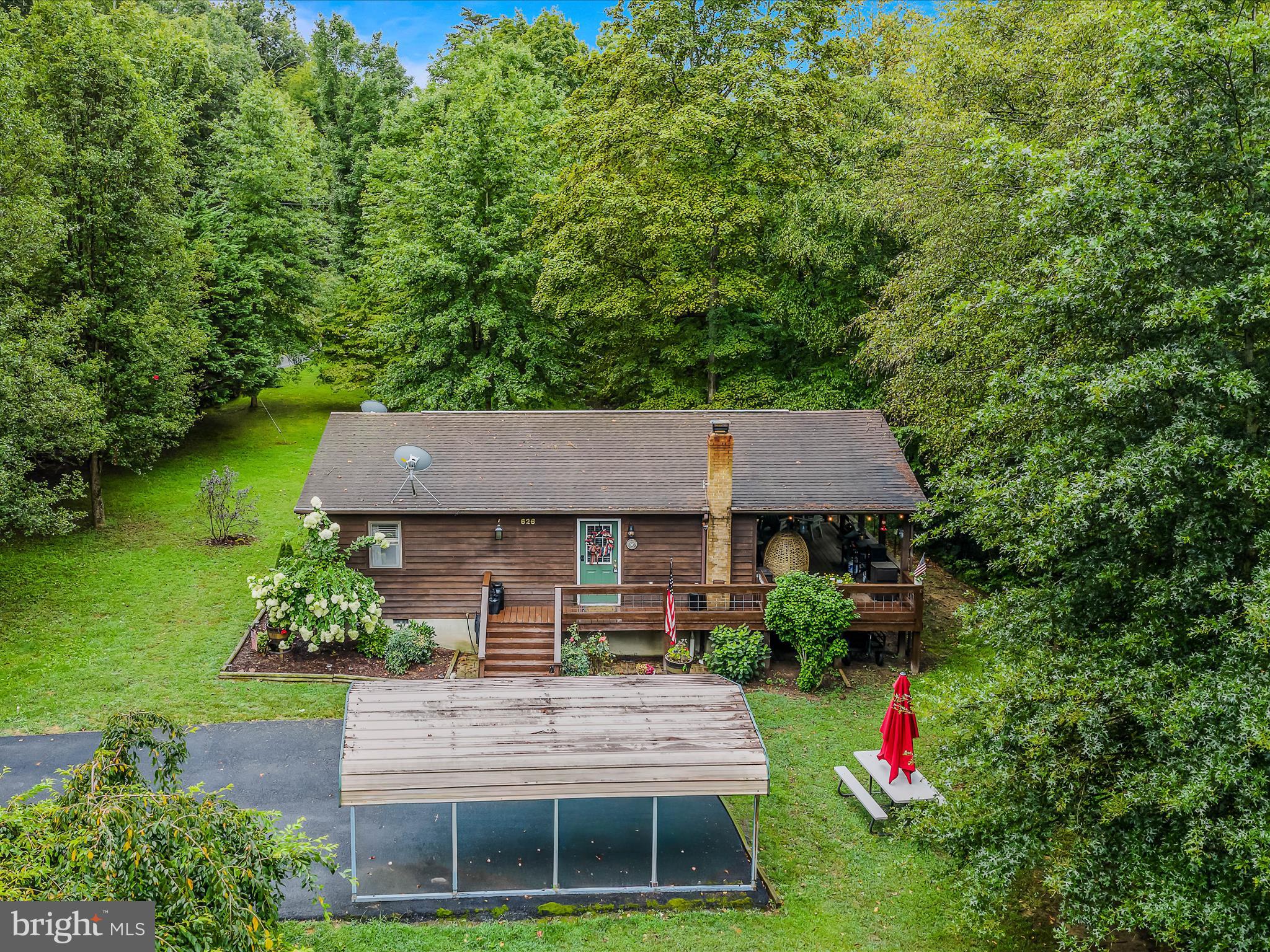 LONG HOLLOW - Residential