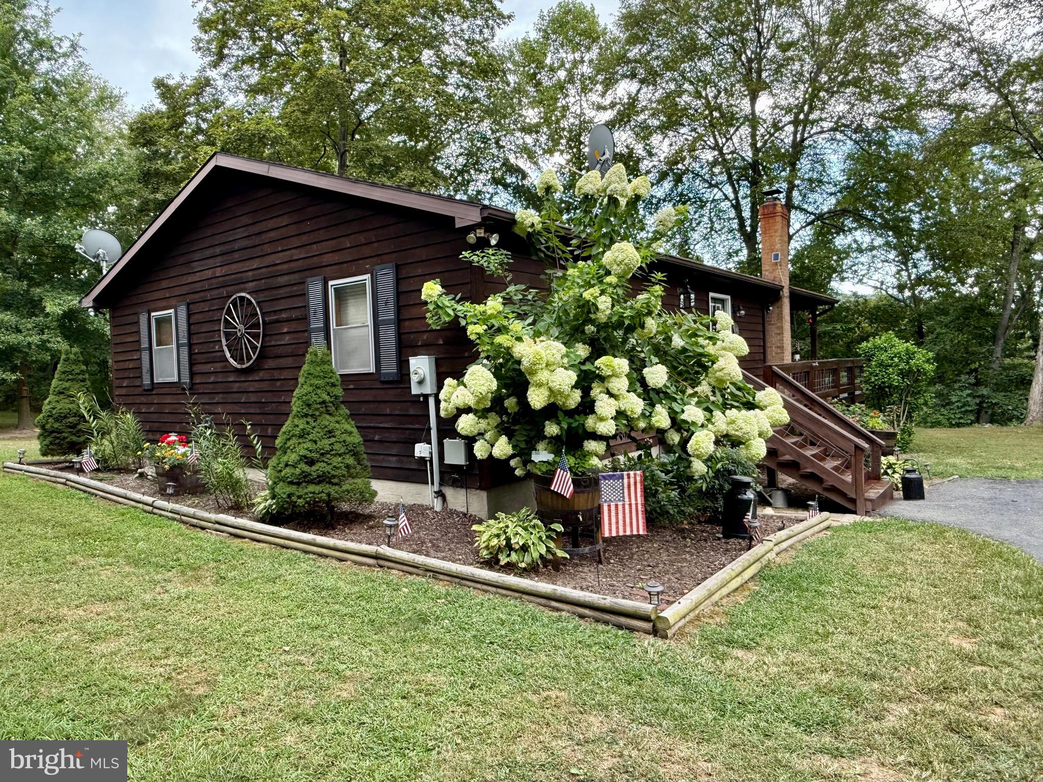 LONG HOLLOW - Residential