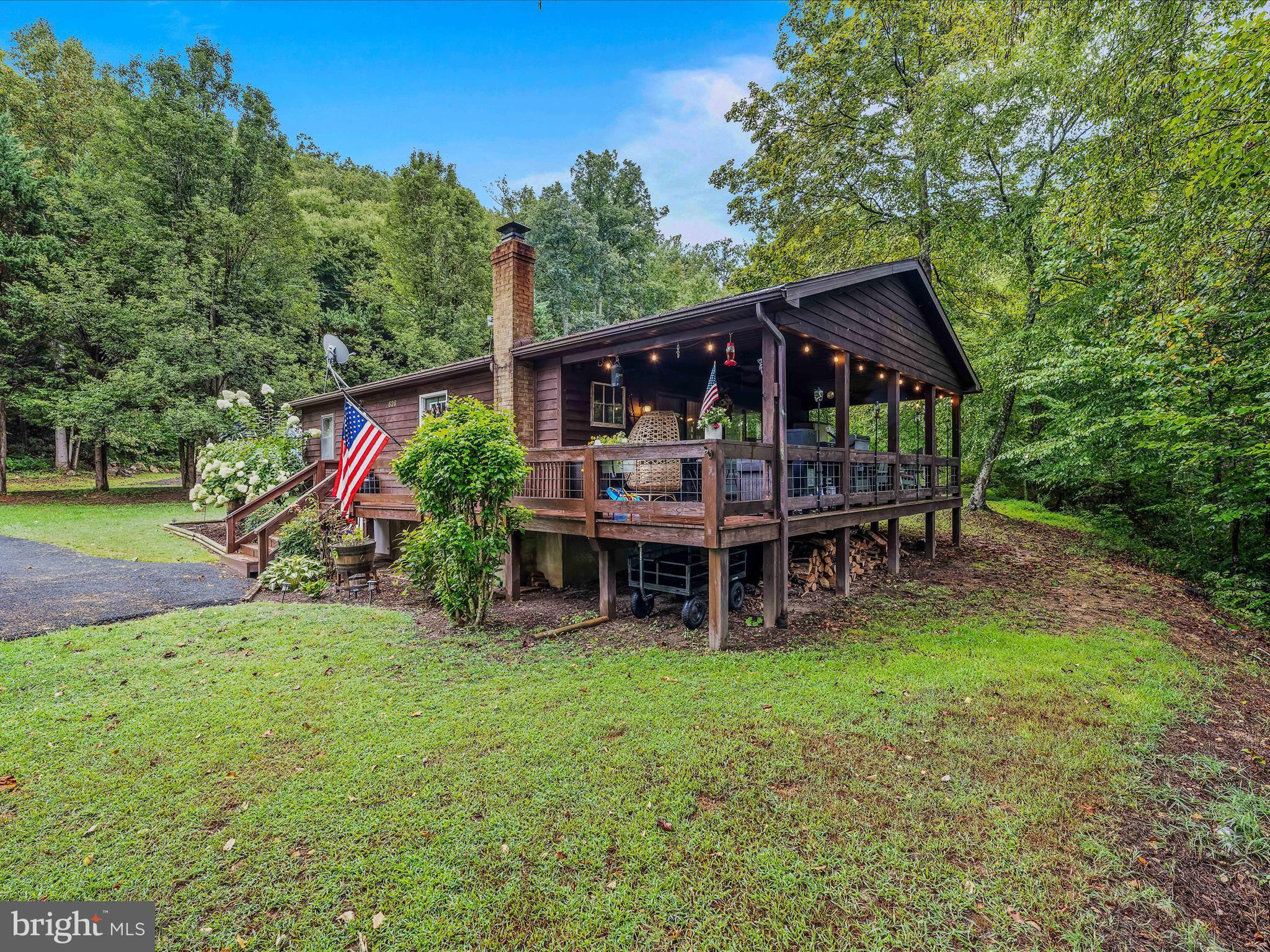 LONG HOLLOW - Residential