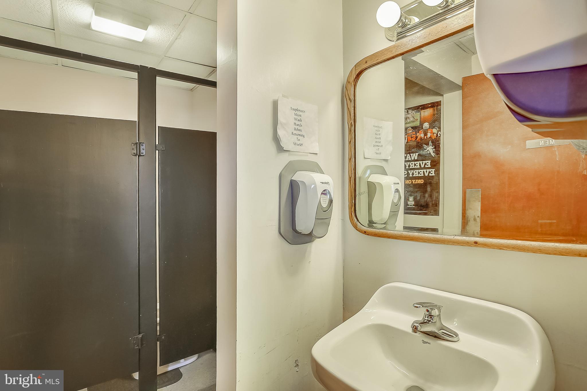 MT HOLLY SPRINGS - Commercial Sale