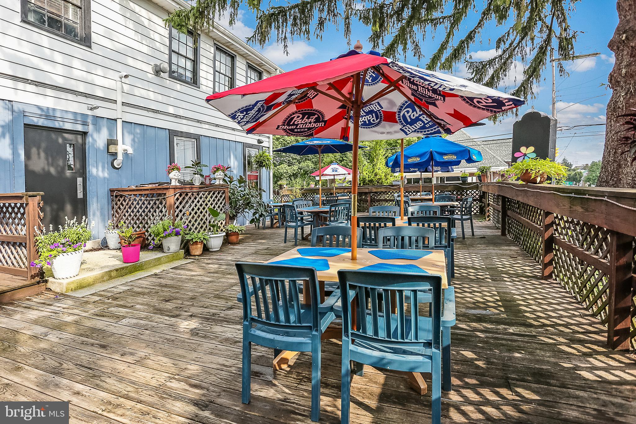 MT HOLLY SPRINGS - Commercial Sale