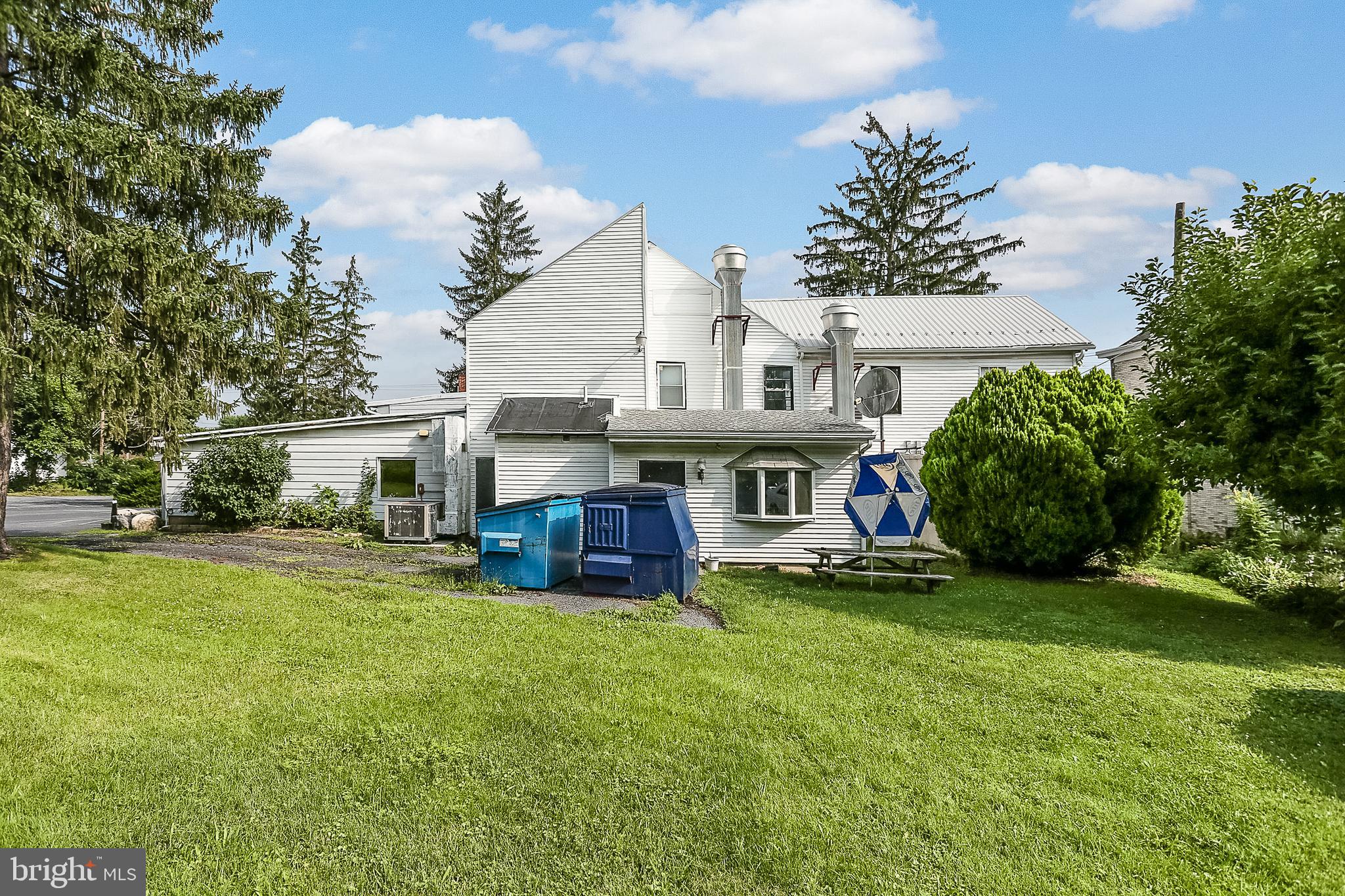 MT HOLLY SPRINGS - Commercial Sale