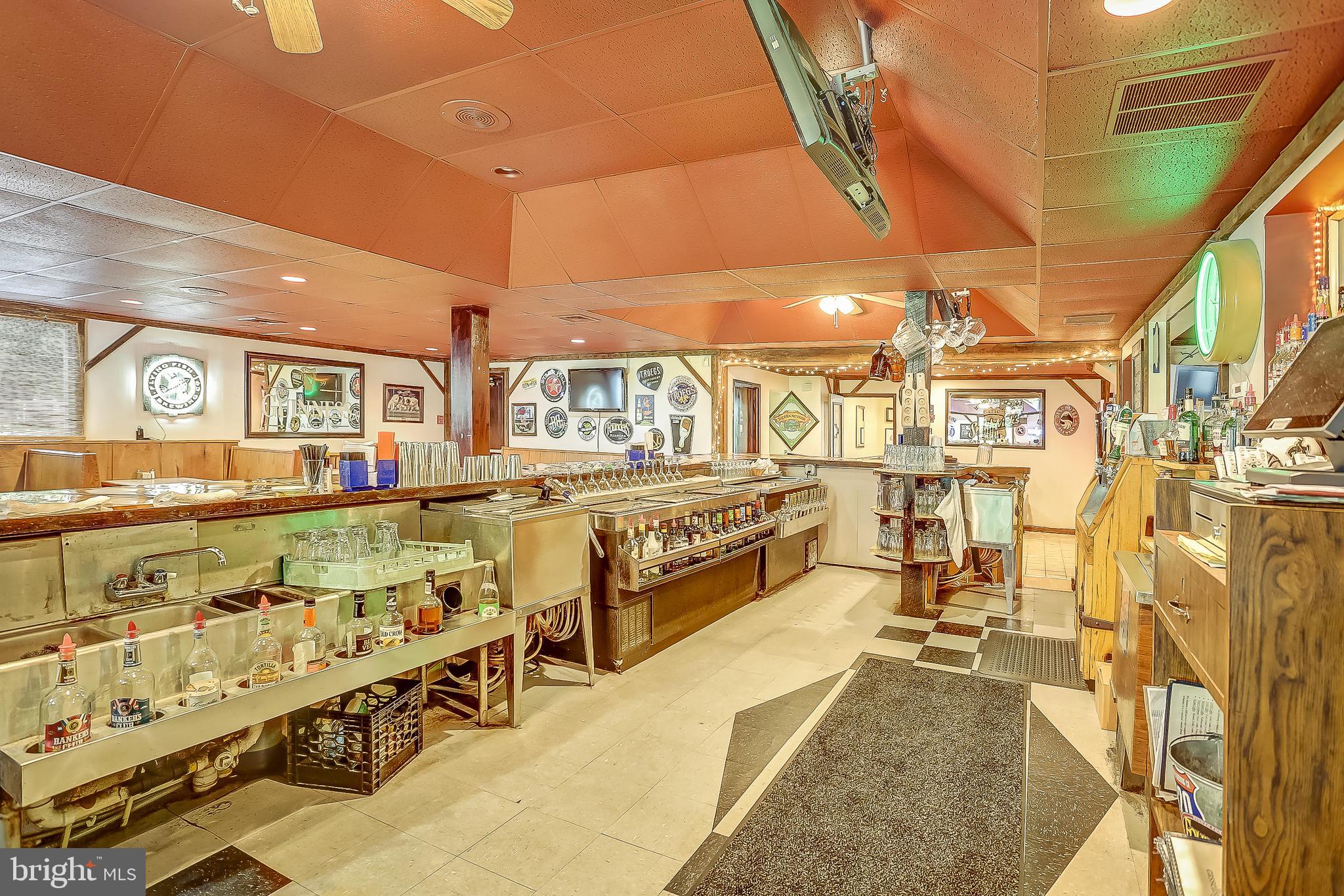 MT HOLLY SPRINGS - Commercial Sale