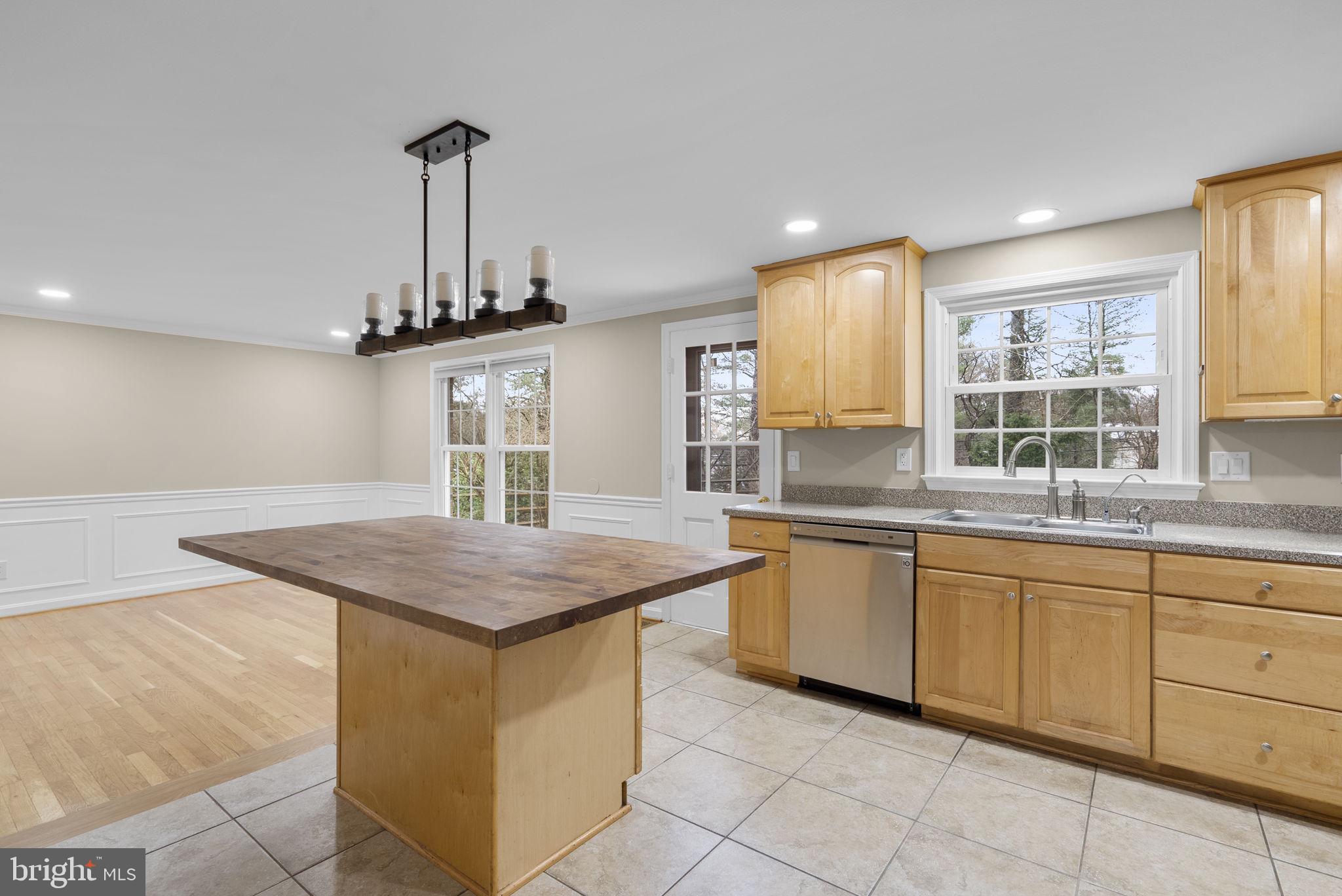 WHETSTONE - Residential