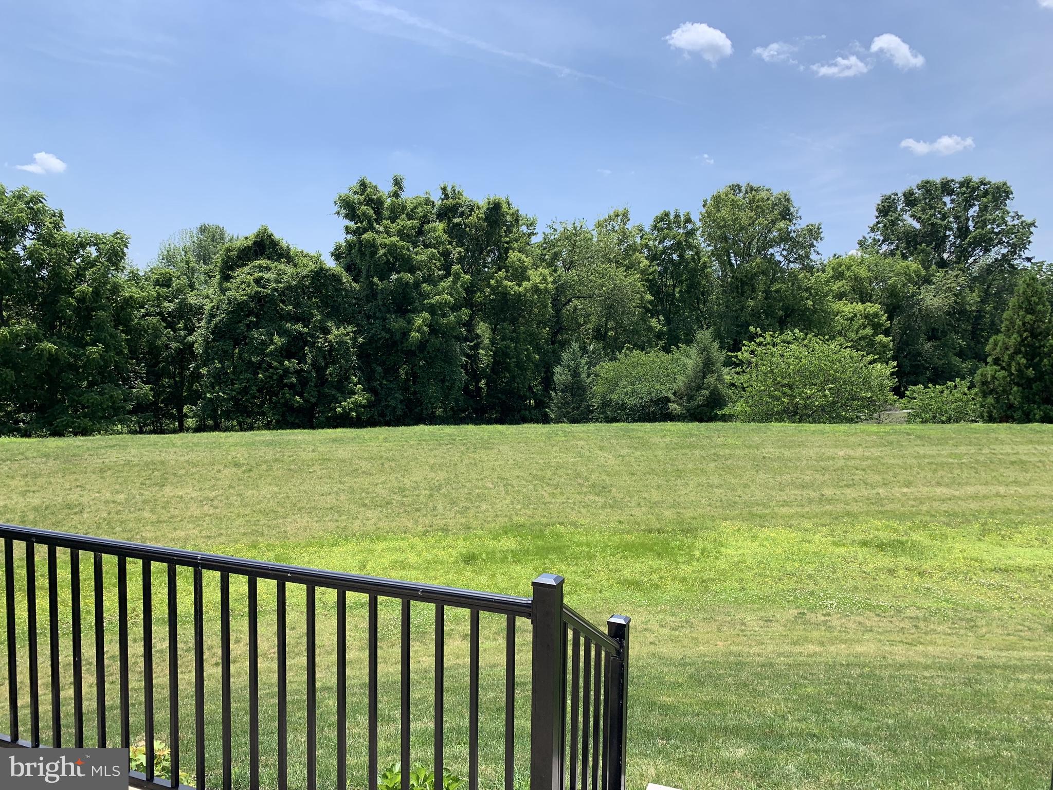SOUTH MEADOW - Residential