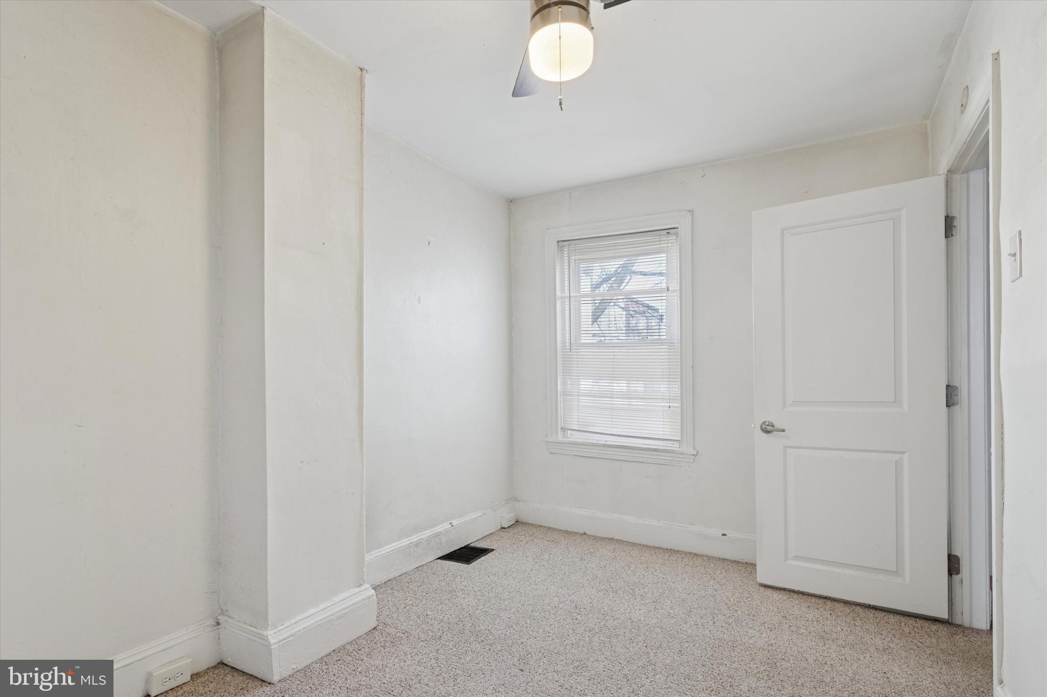 POINT BREEZE - Residential