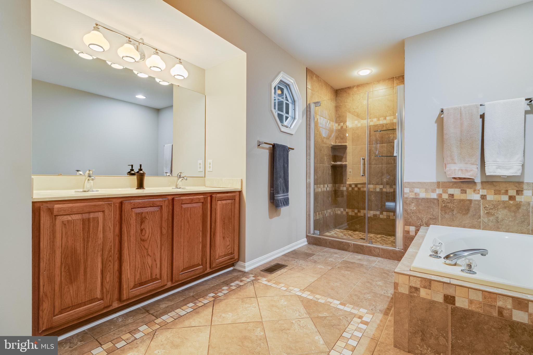 WILLOWGATE LA PLATA - Residential