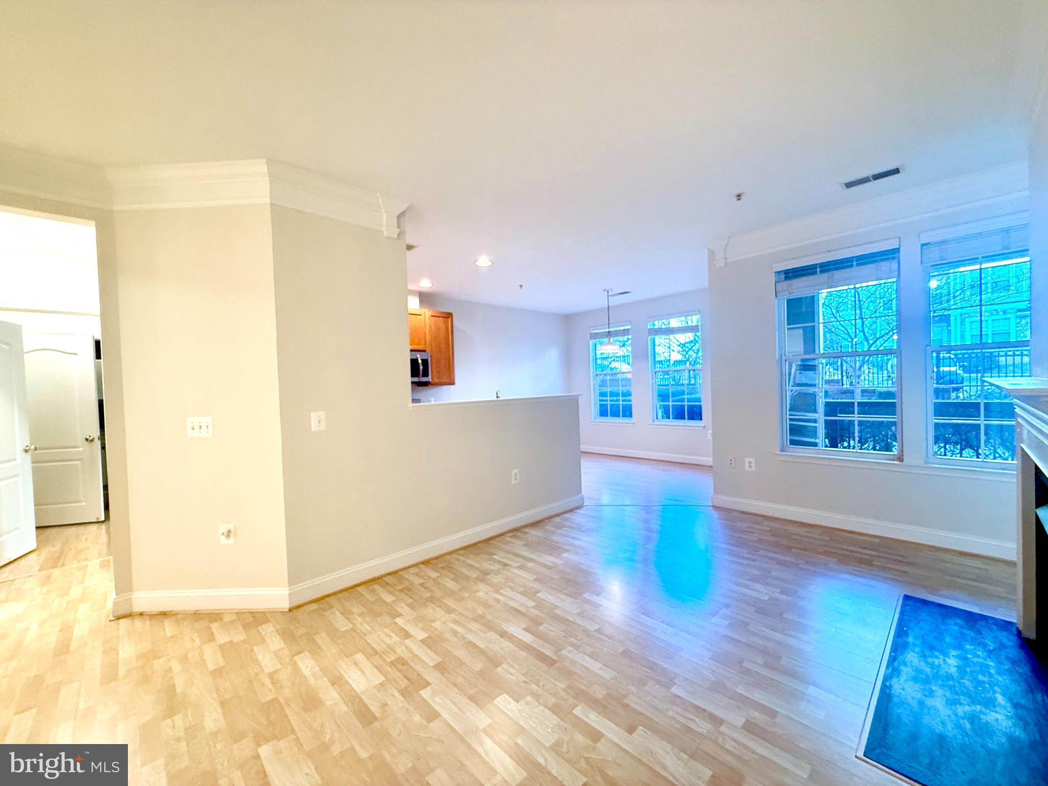 FALLSGROVE - Residential Lease