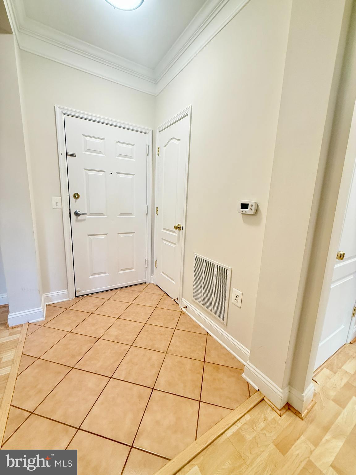 FALLSGROVE - Residential Lease