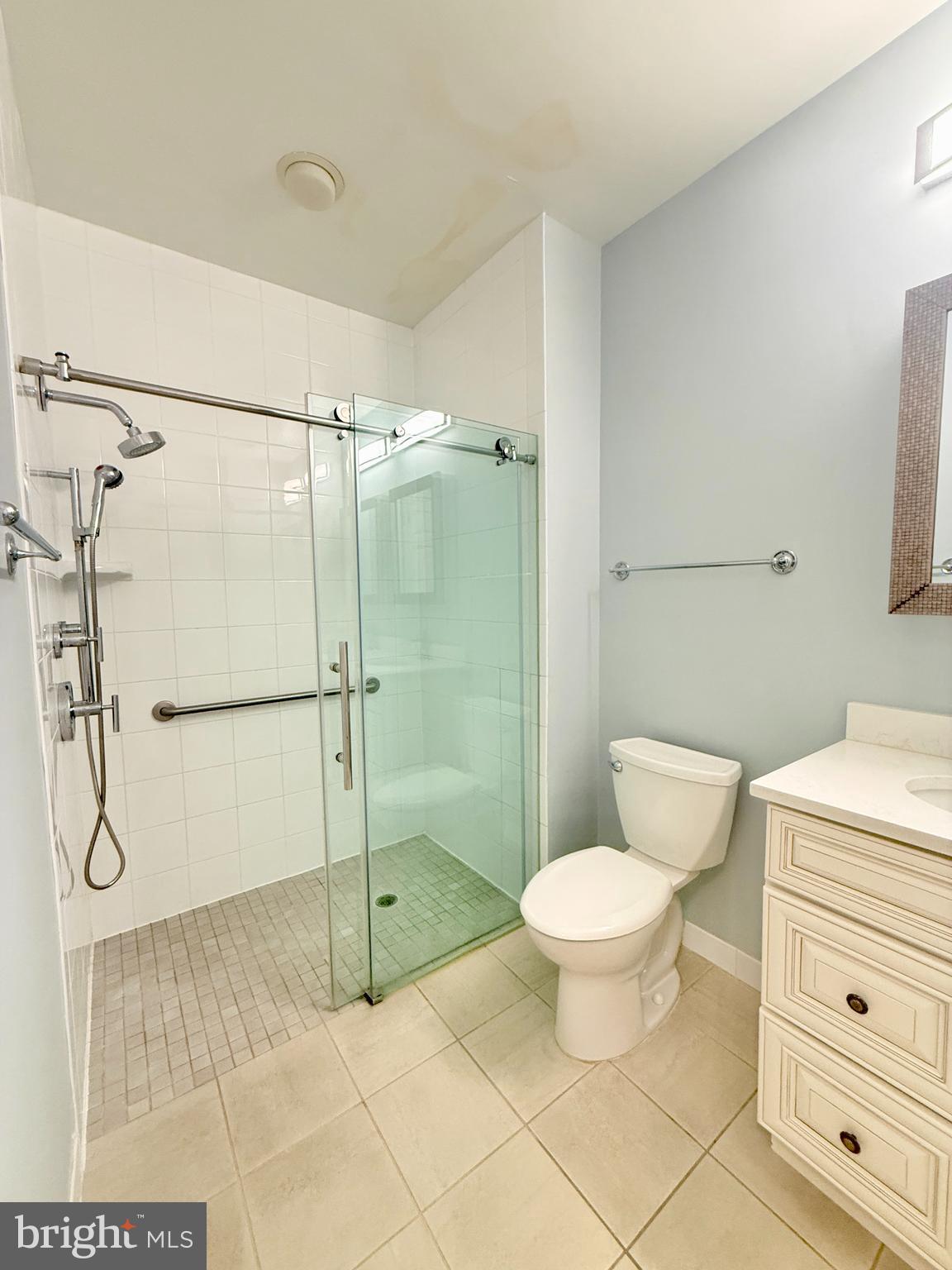 FALLSGROVE - Residential Lease