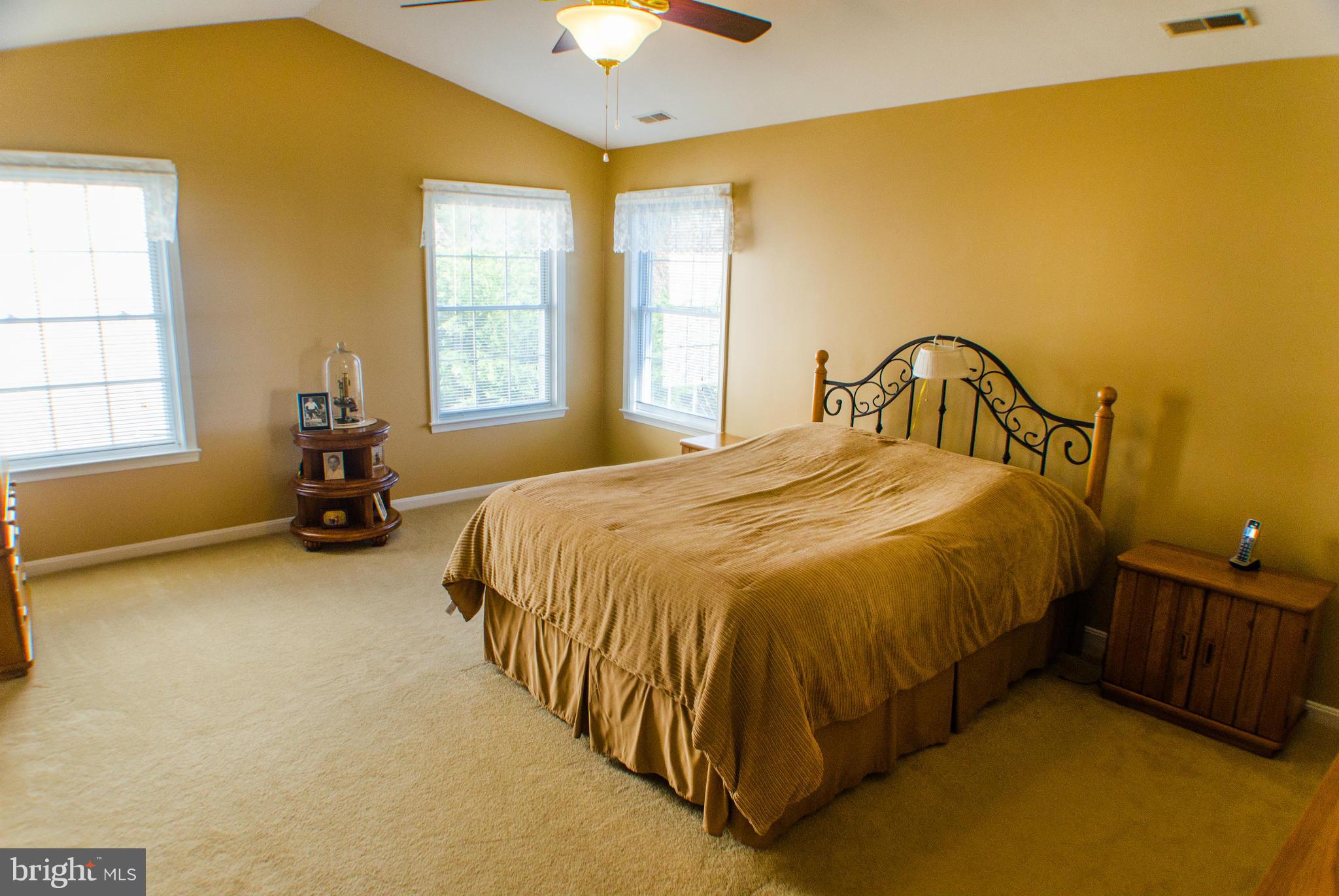 WEST VALLEY OAKS - Residential