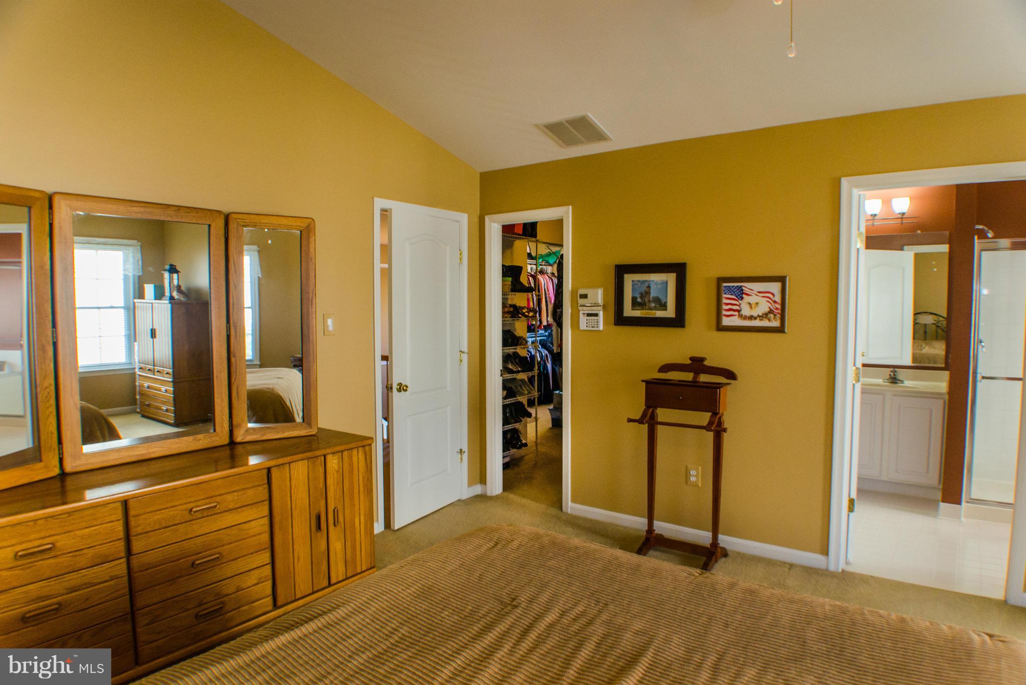 WEST VALLEY OAKS - Residential