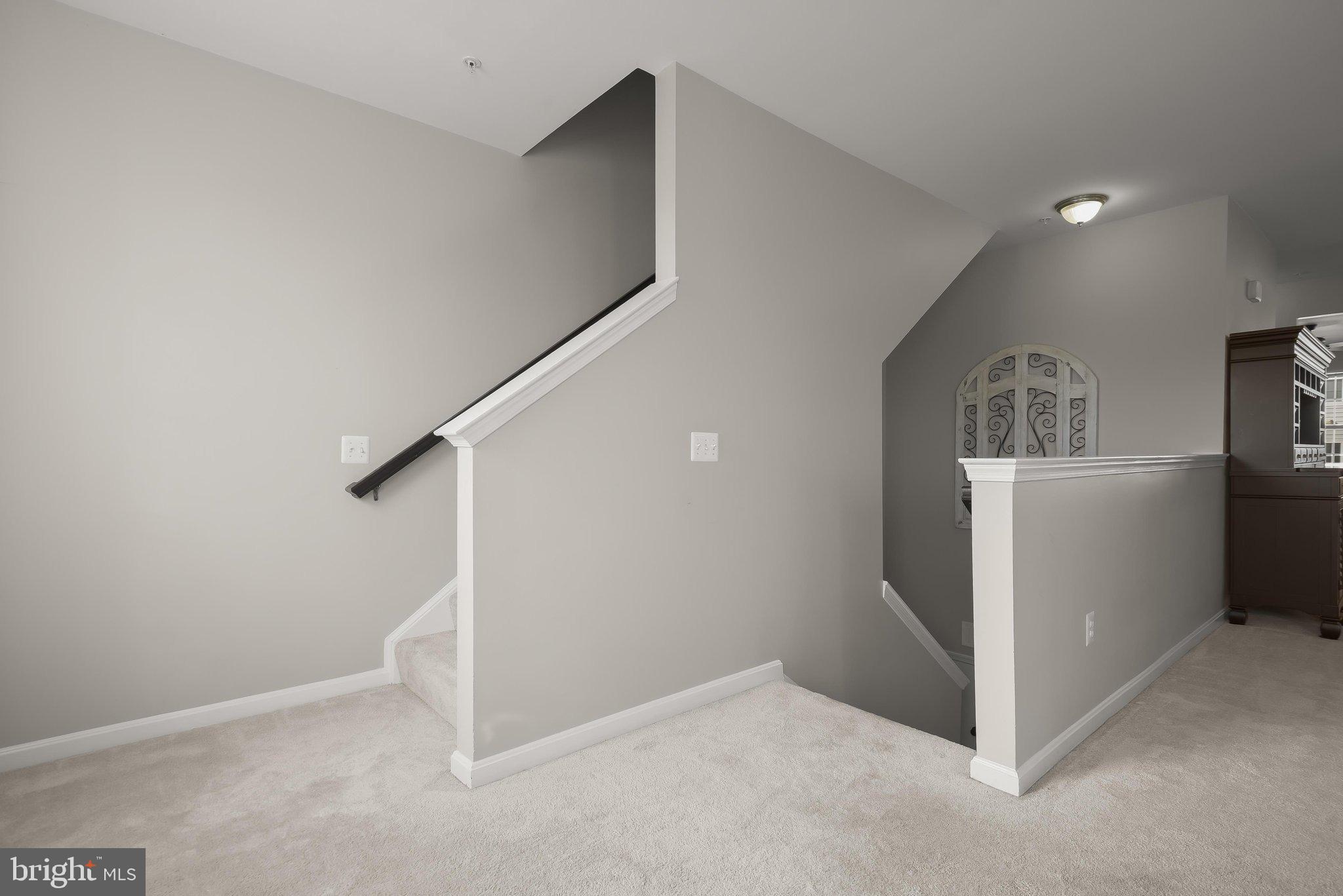9508 LEE COURT