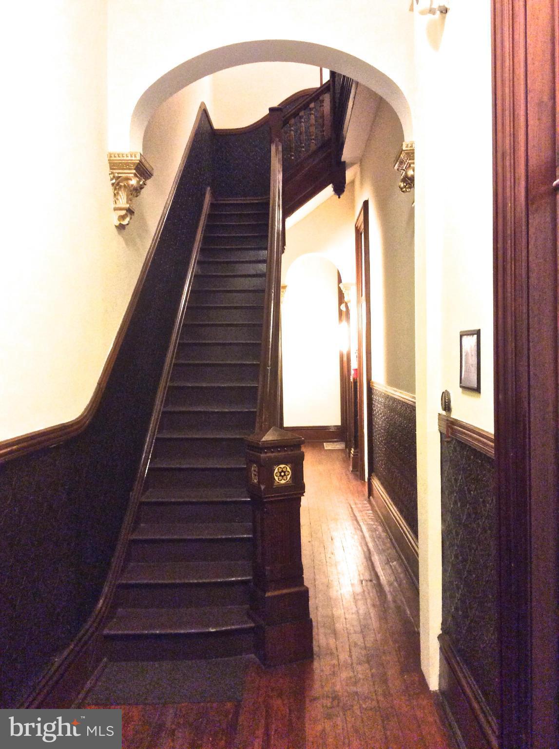 BOLTON HILL HISTORIC DISTRICT - Residential Lease