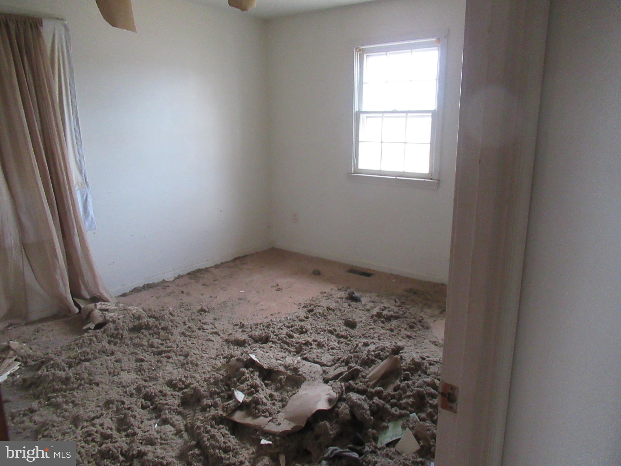 MARY-CATHERINE ESTATES - Residential