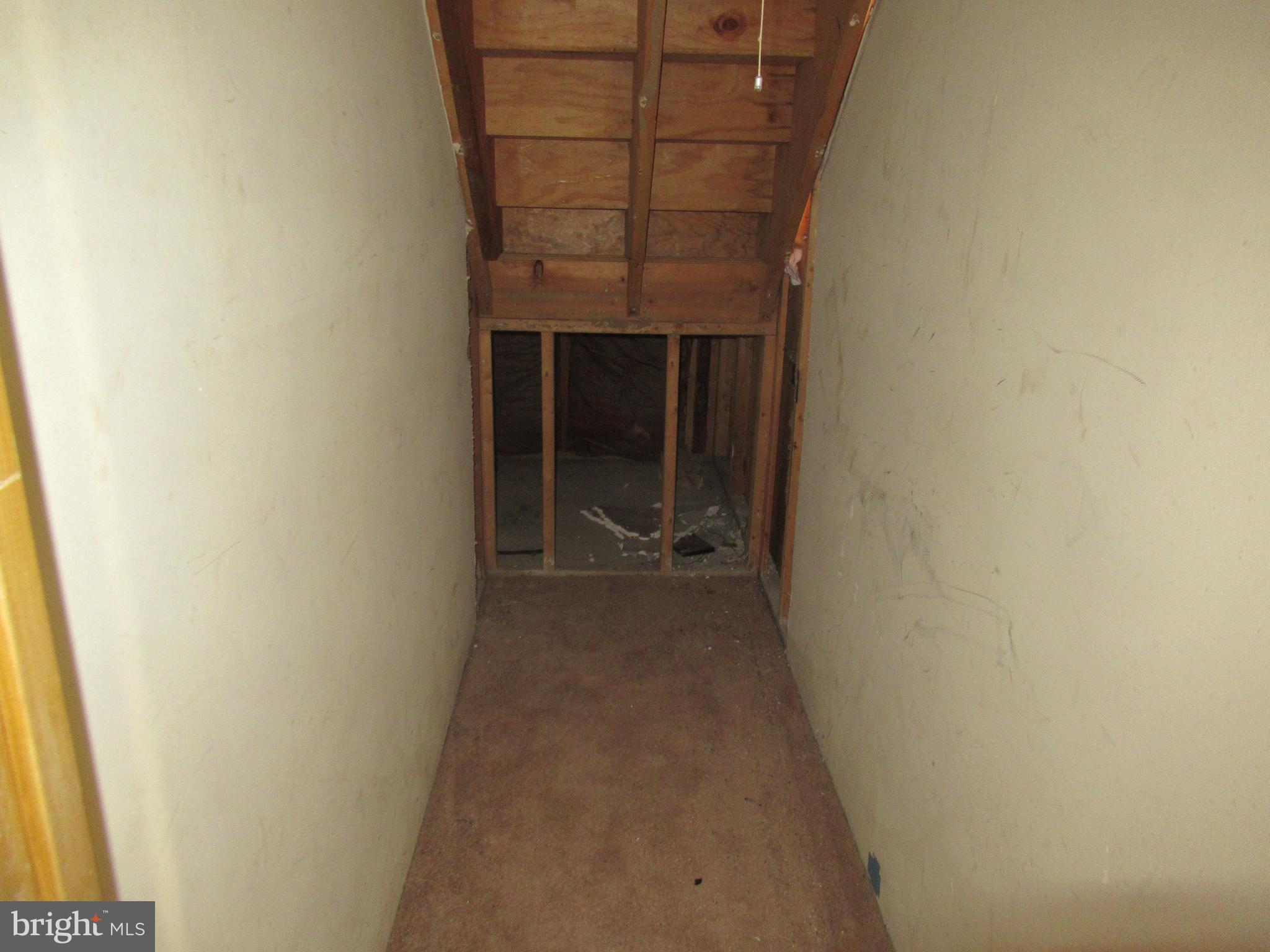 MARY-CATHERINE ESTATES - Residential