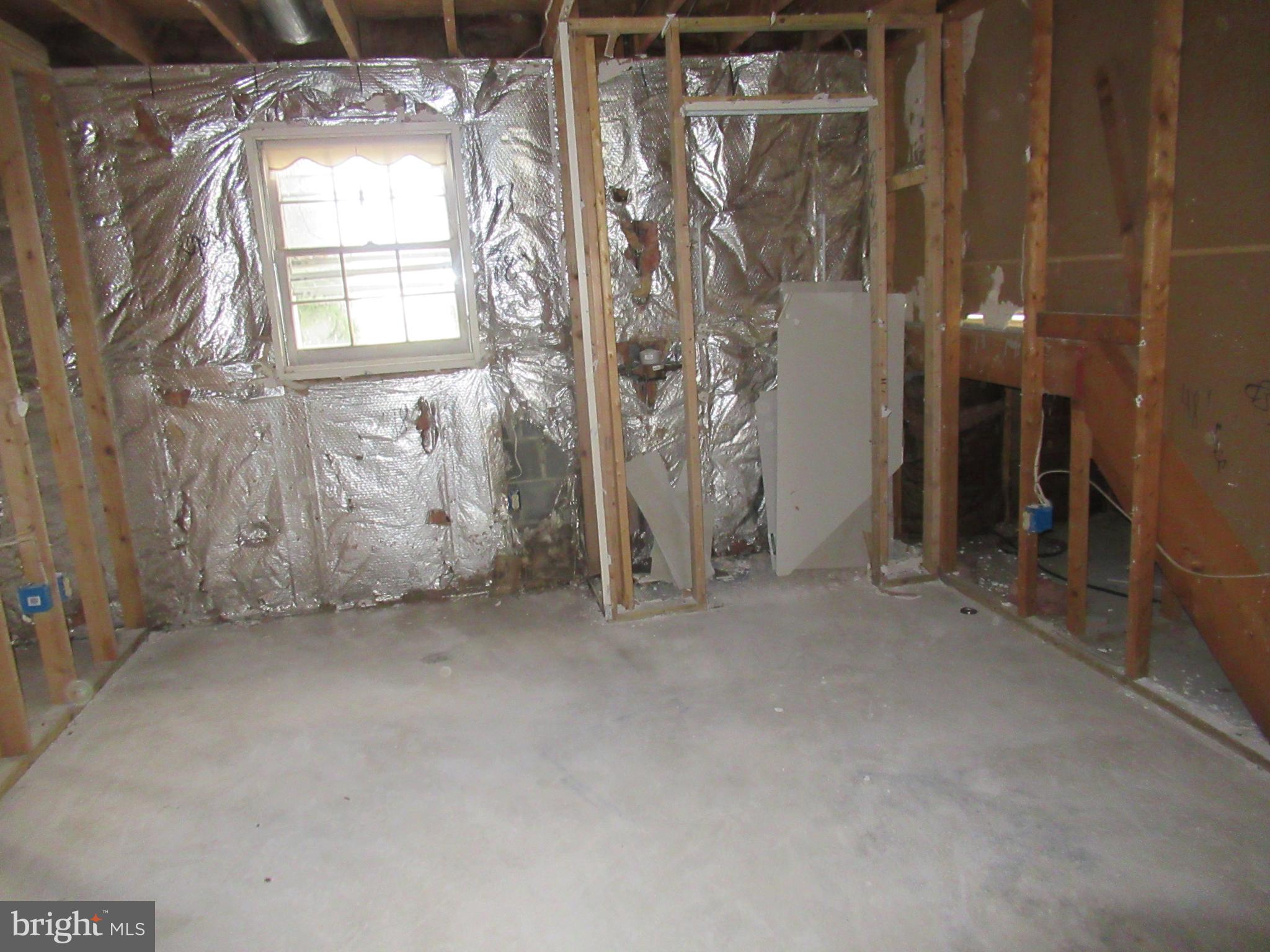 MARY-CATHERINE ESTATES - Residential