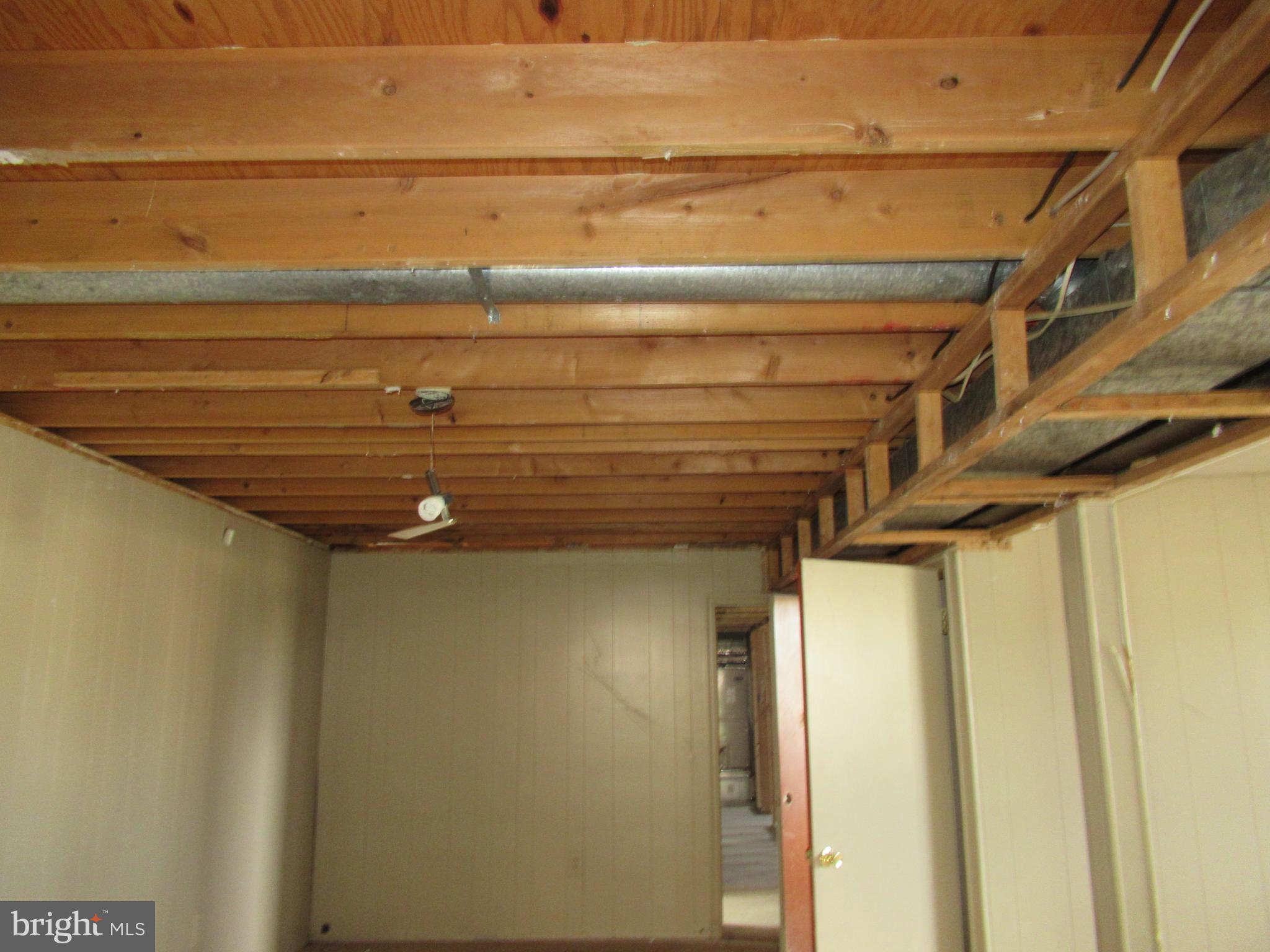 MARY-CATHERINE ESTATES - Residential