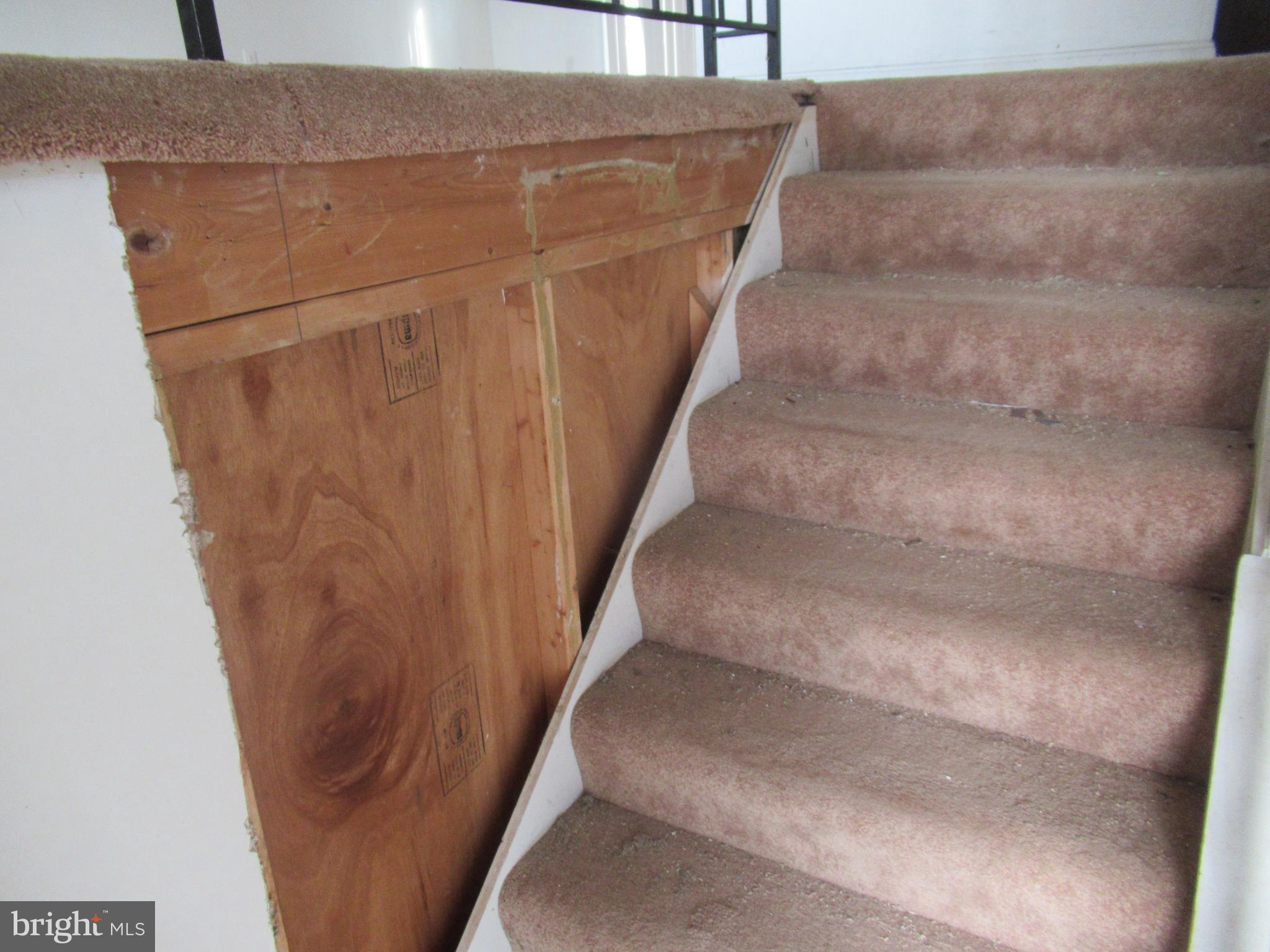 MARY-CATHERINE ESTATES - Residential